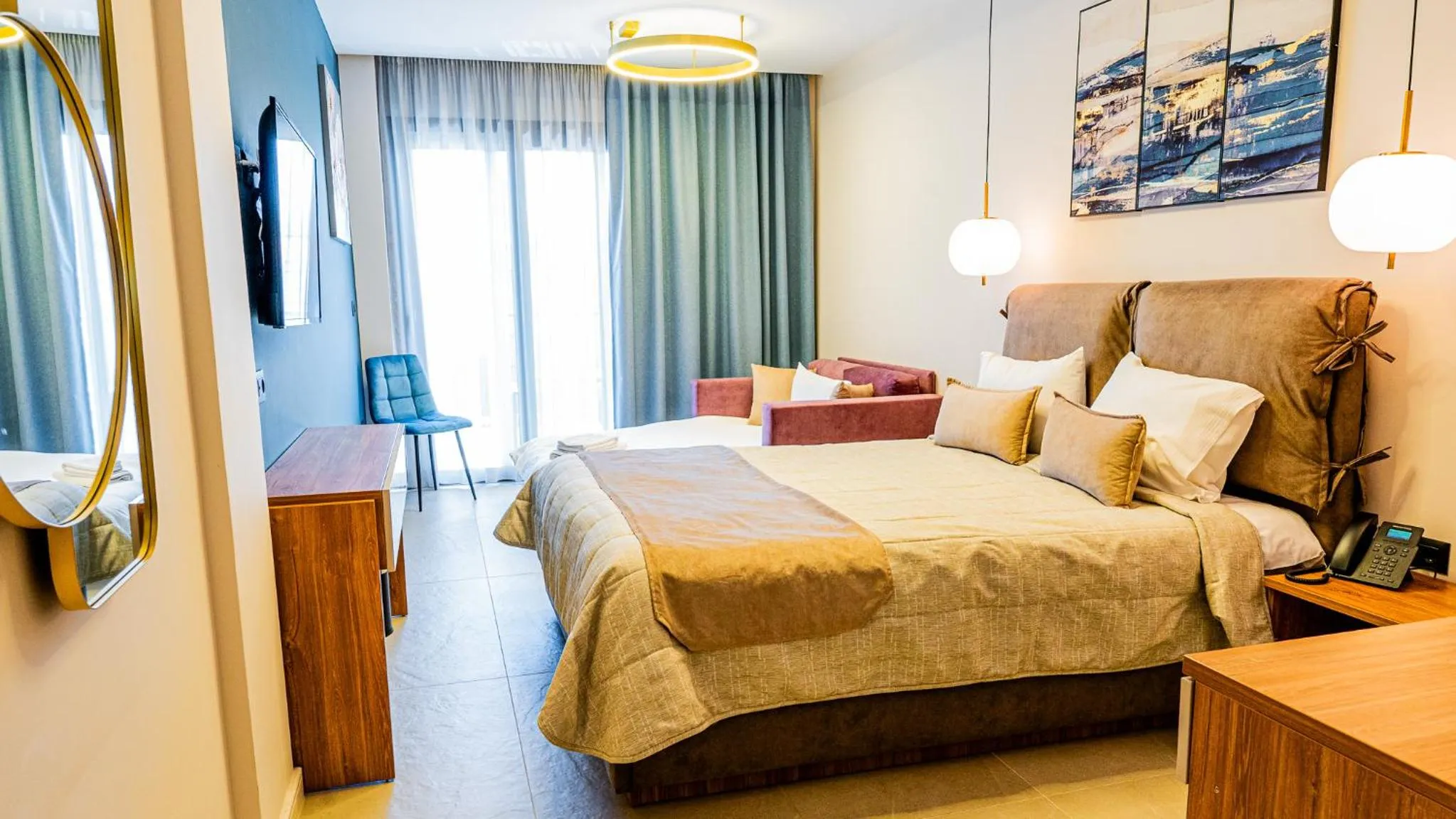 Bed in Sky Boutique Hotel