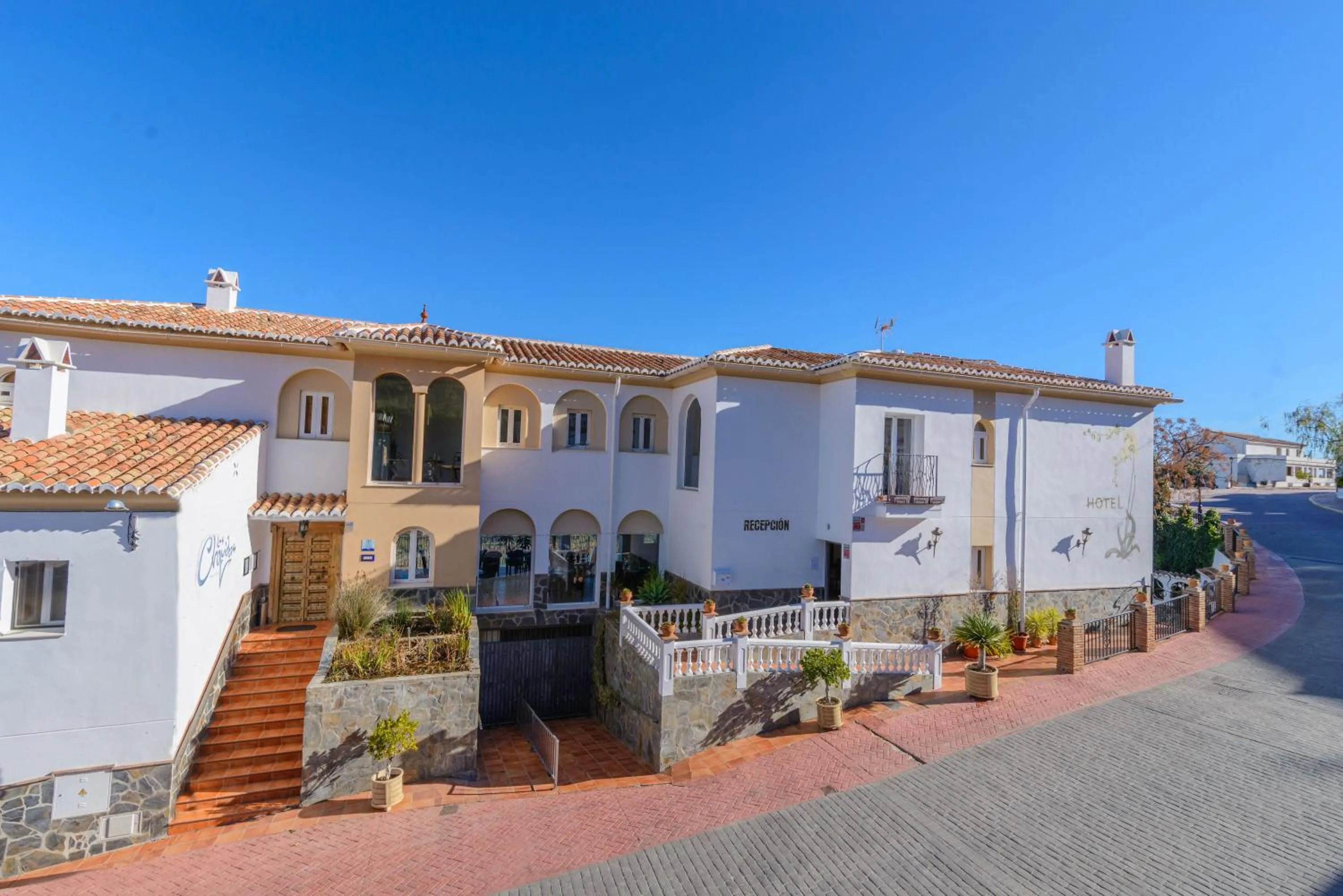 Garden view in Las Orquideas Hotel Spain