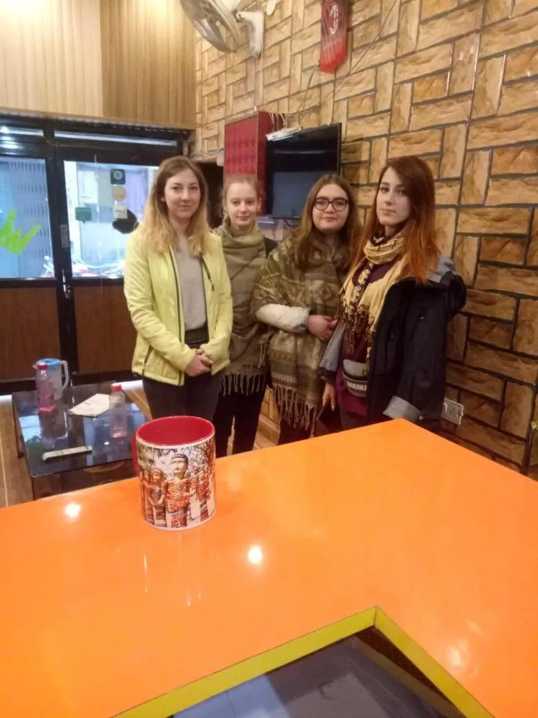 Wow Backpackers Hostels