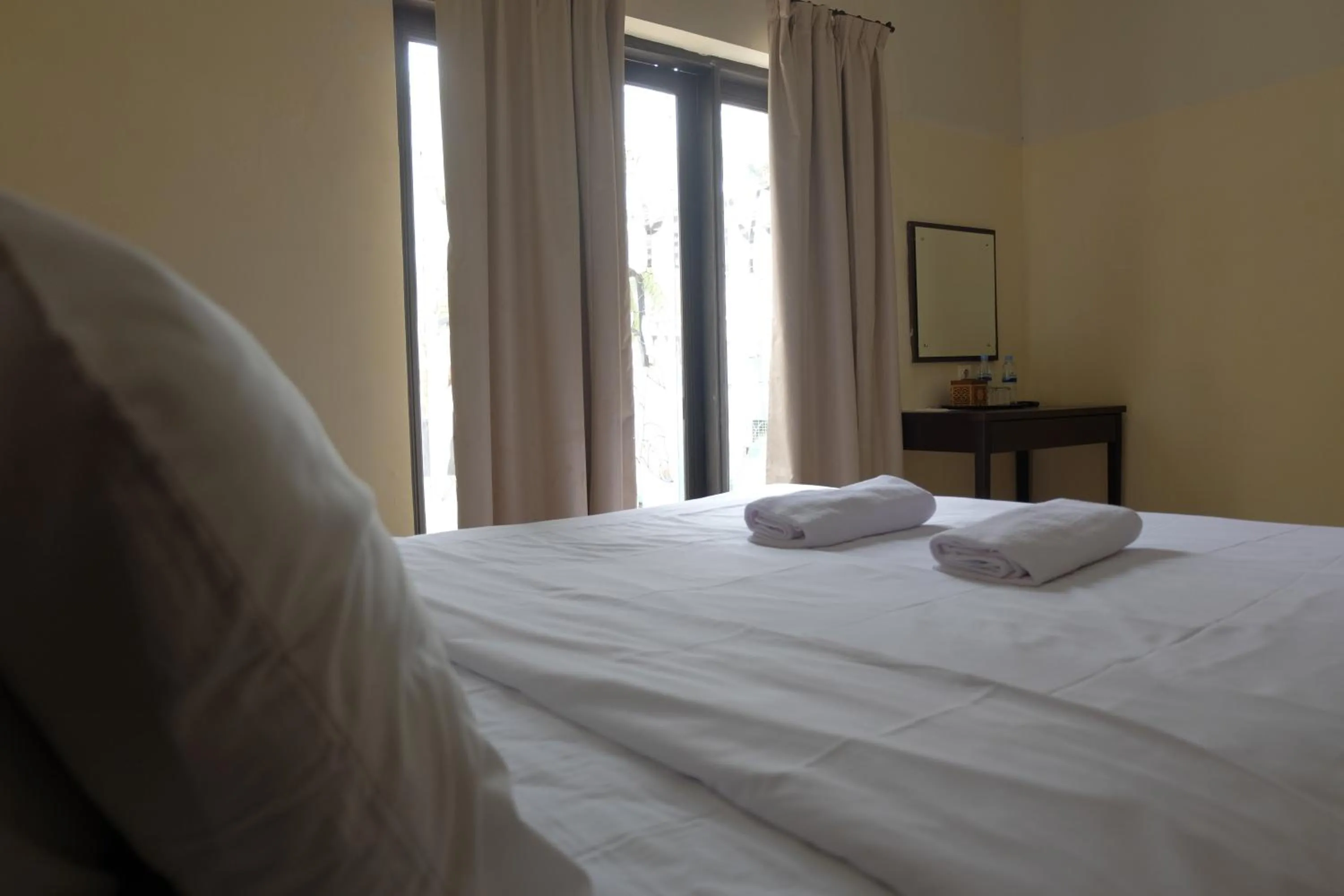 Area and facilities, Bed in De Nusantara Hotel Syariah