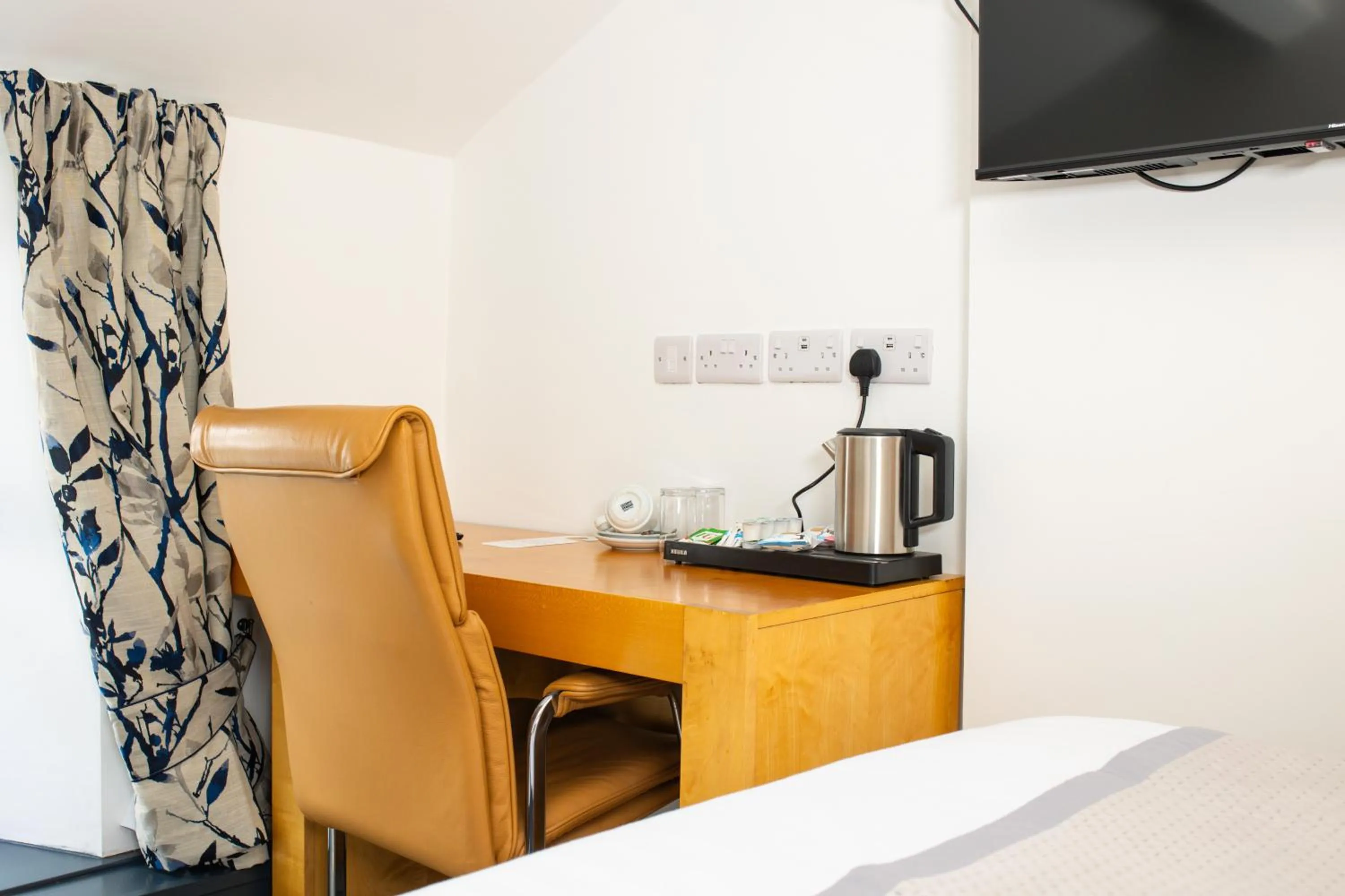 TV and multimedia in The Kellbank