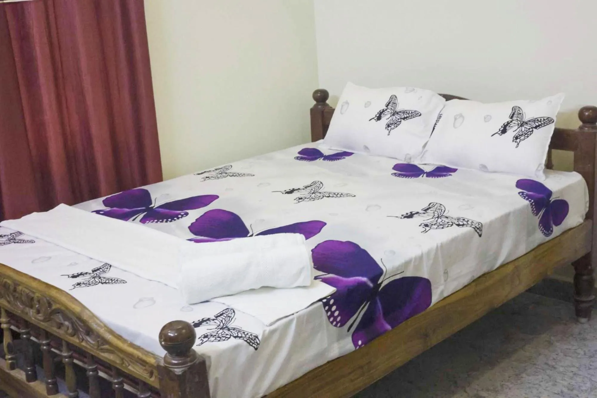 Standard Twin Room in Sai Guest House