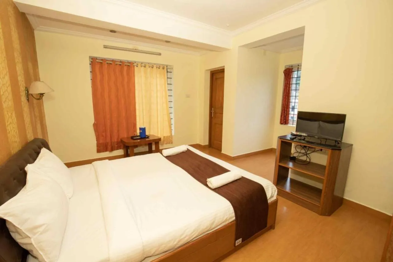 Photo of the whole room, Bed in Lazo Silver Lake , Ooty