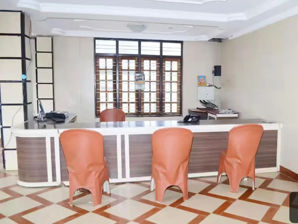 Lobby or reception in Lazo Silver Lake , Ooty