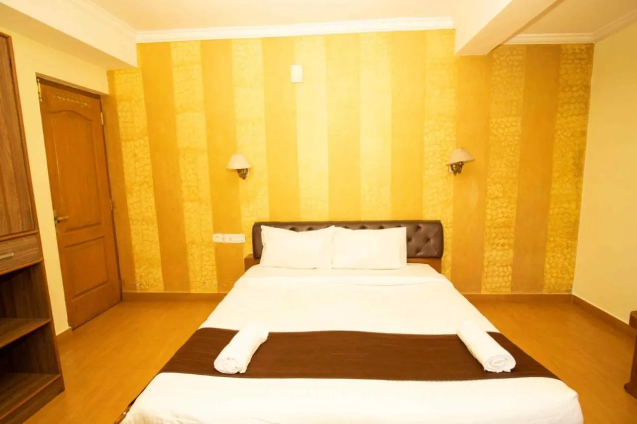 Bed in Lazo Silver Lake , Ooty