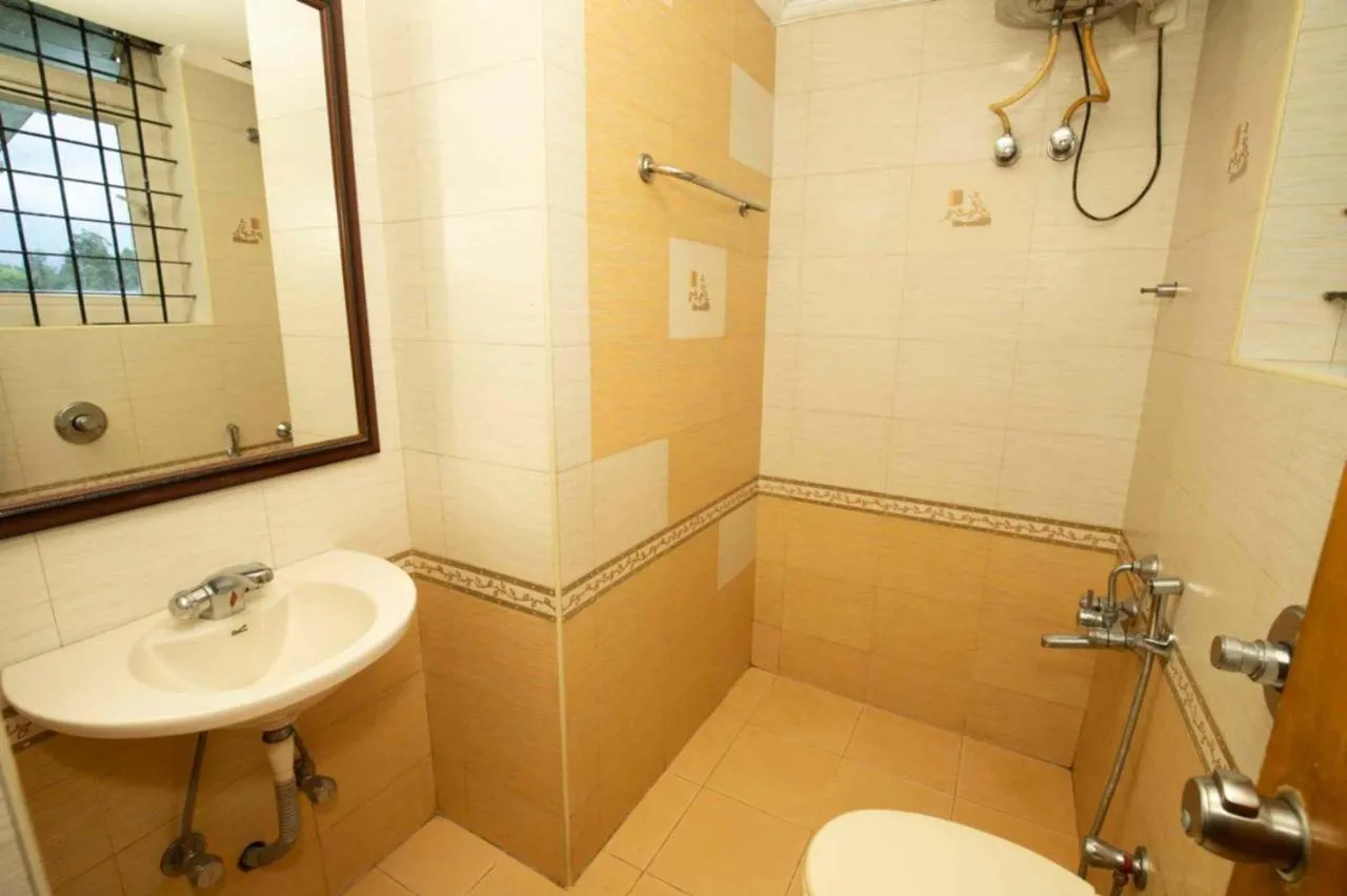 Bathroom in Lazo Silver Lake , Ooty