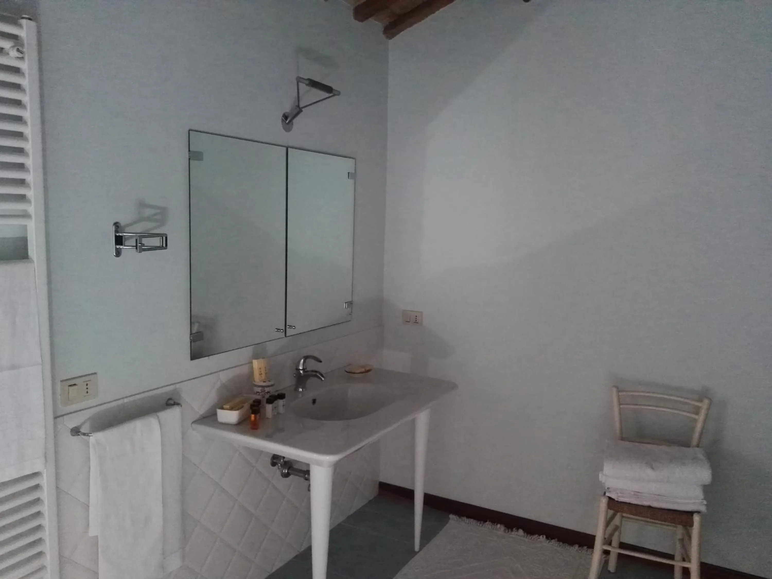 Bathroom in Villarondanella