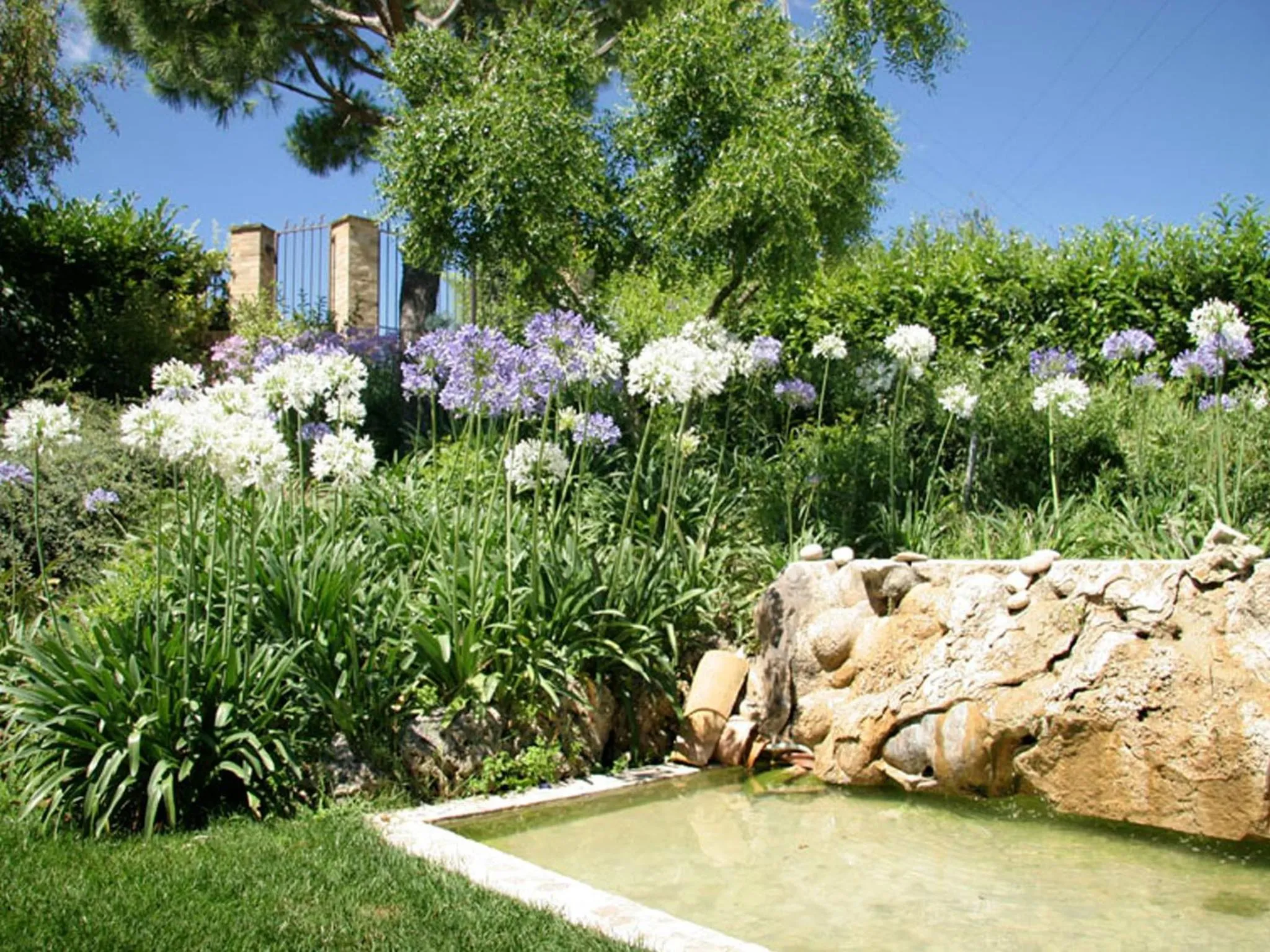 Facade/entrance in Villarondanella