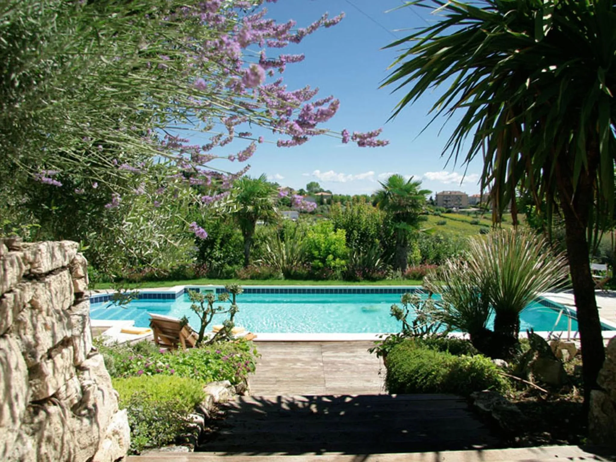 Swimming pool in Villarondanella