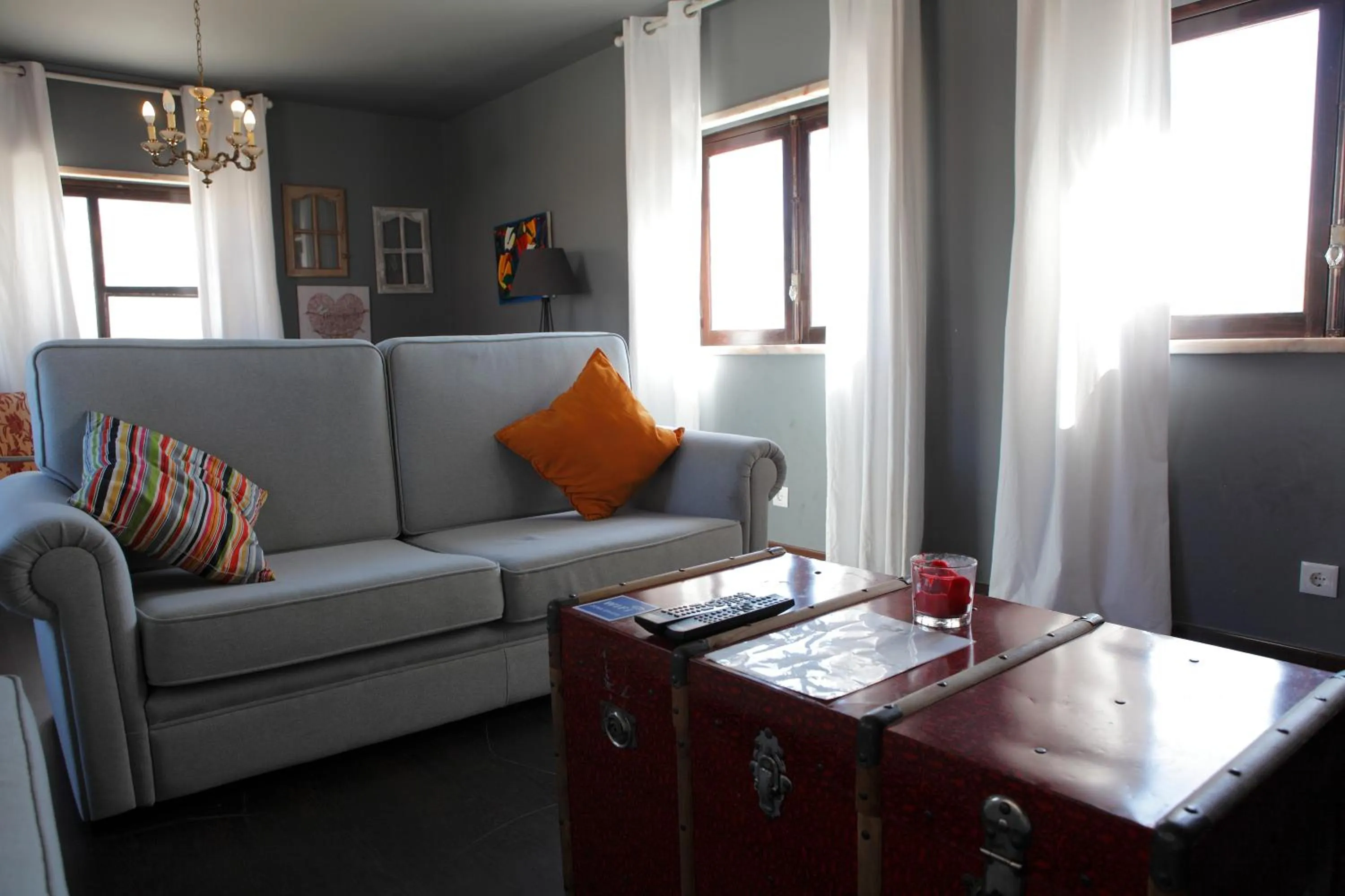 Communal lounge/ TV room in DOME São Bento