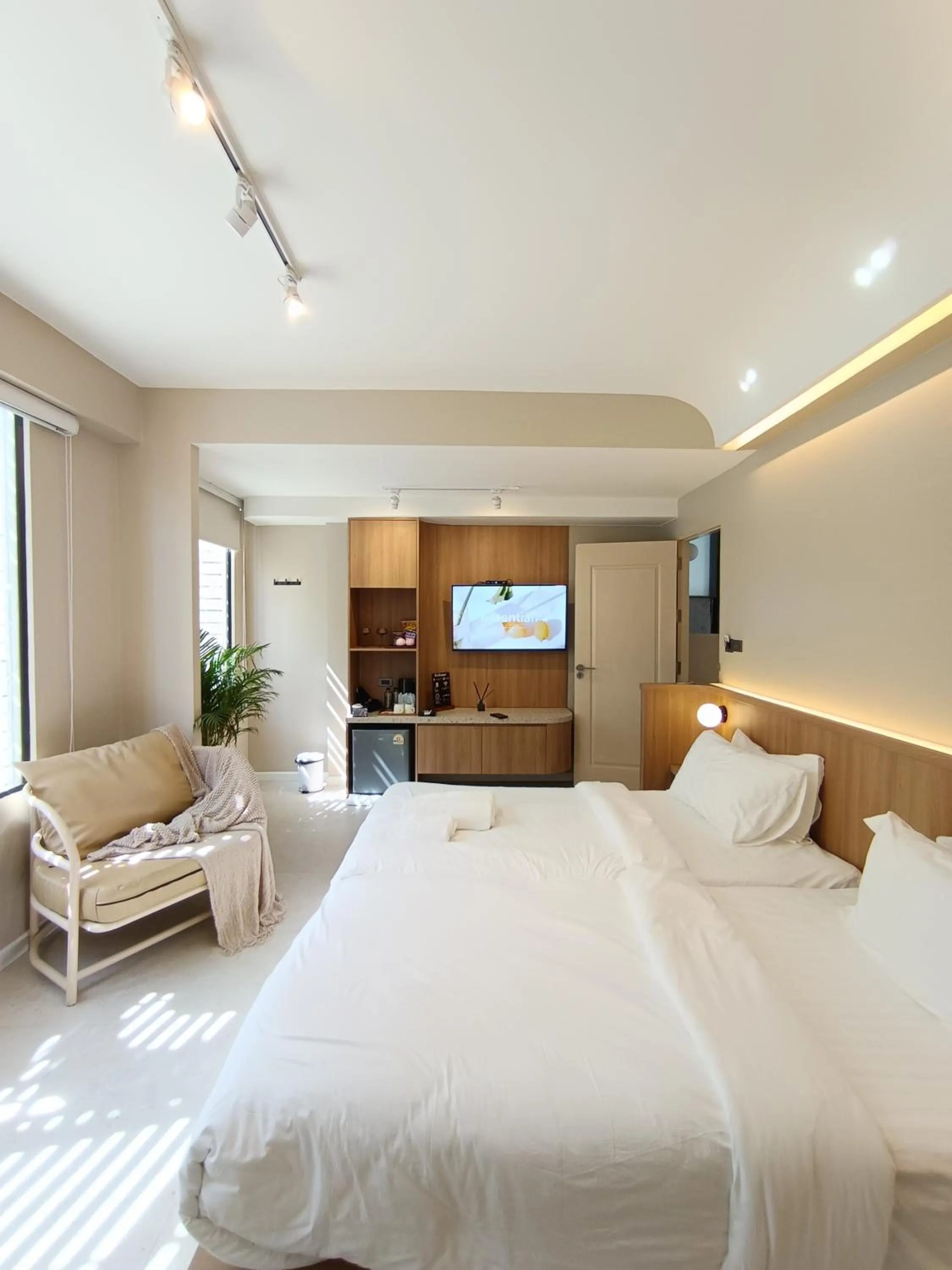 Bed in Urban room samed