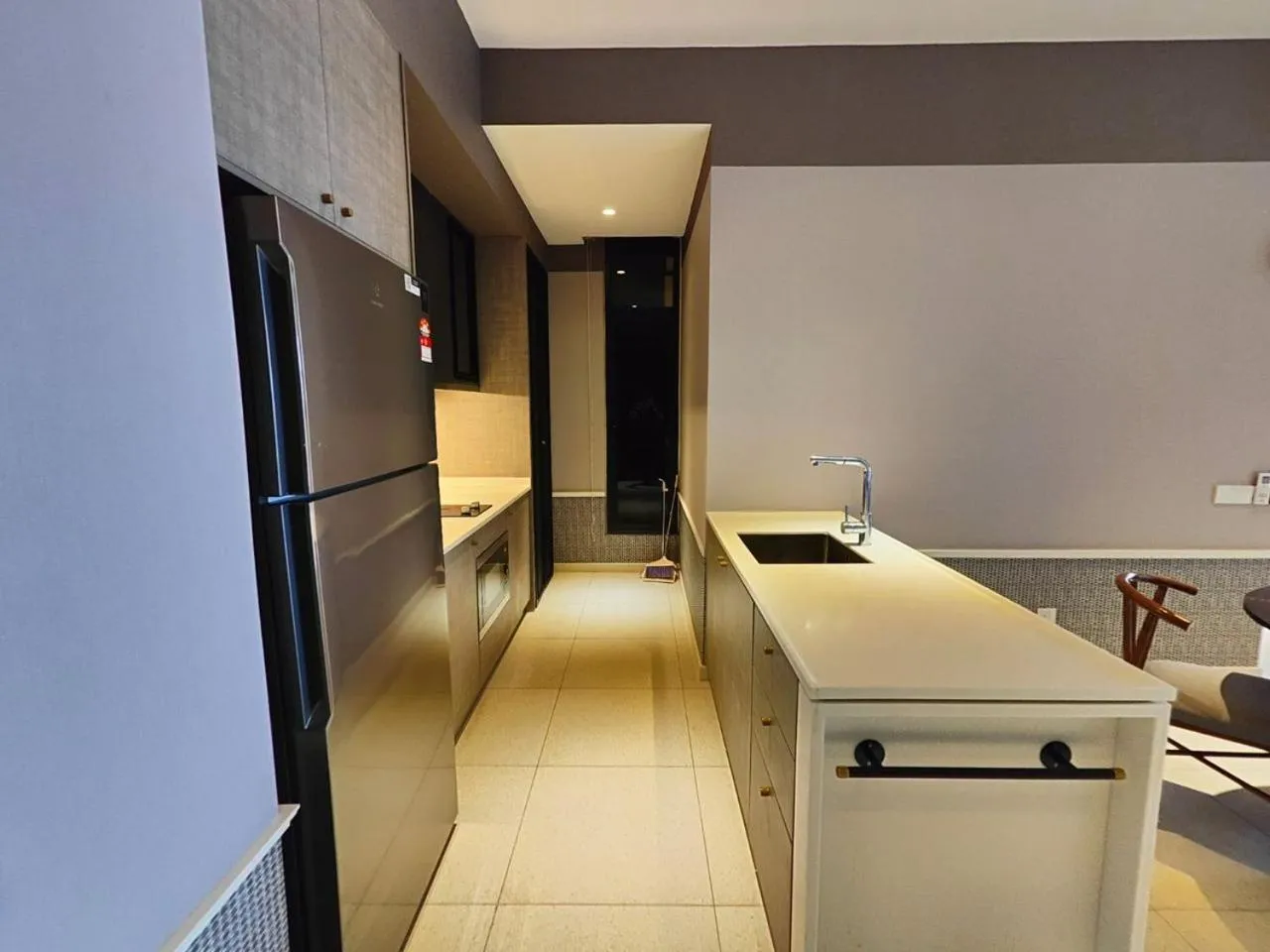 Millerz Square by Tido-Tido