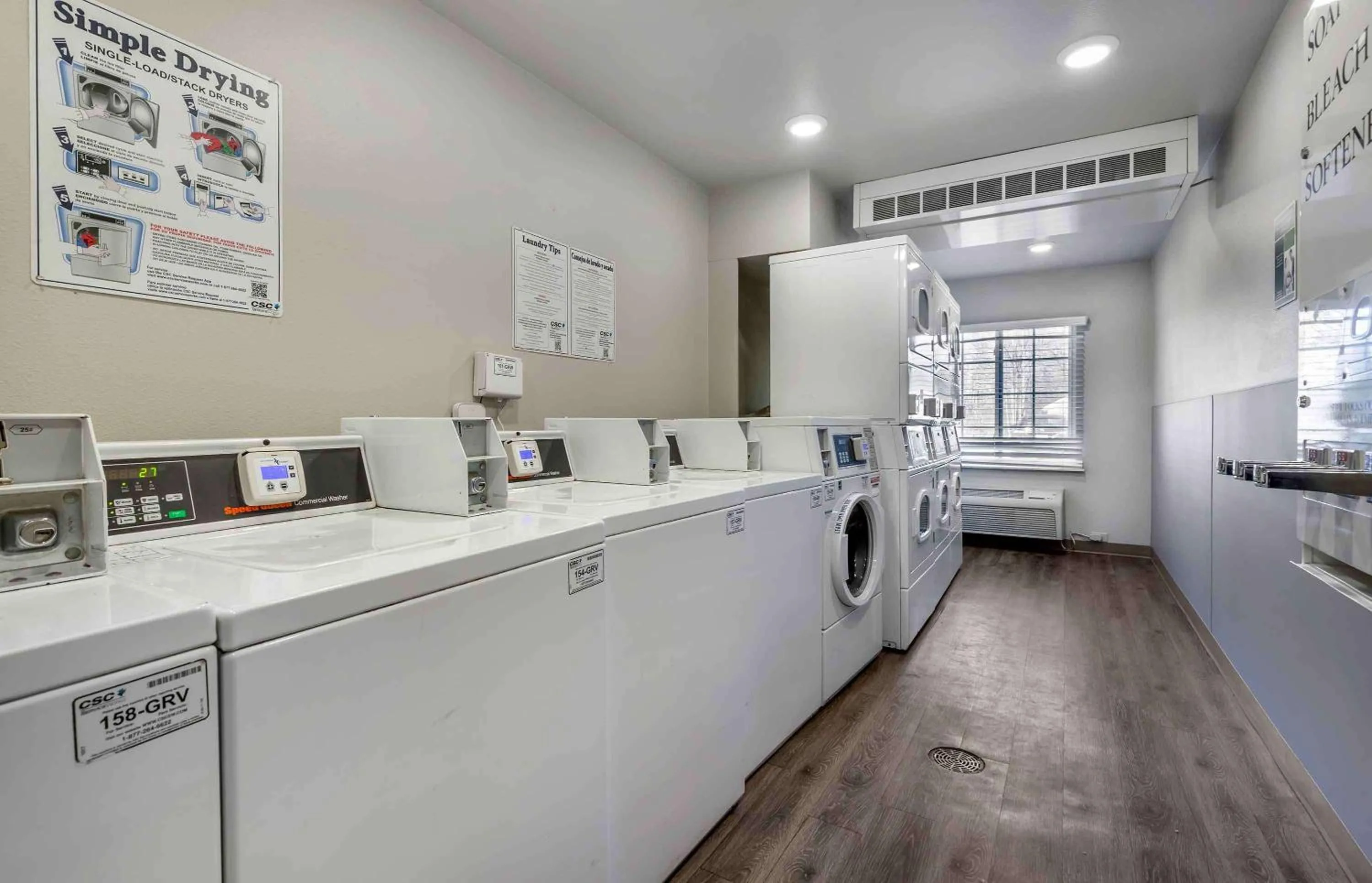 Property building in Extended Stay America Select Suites - Gainesville