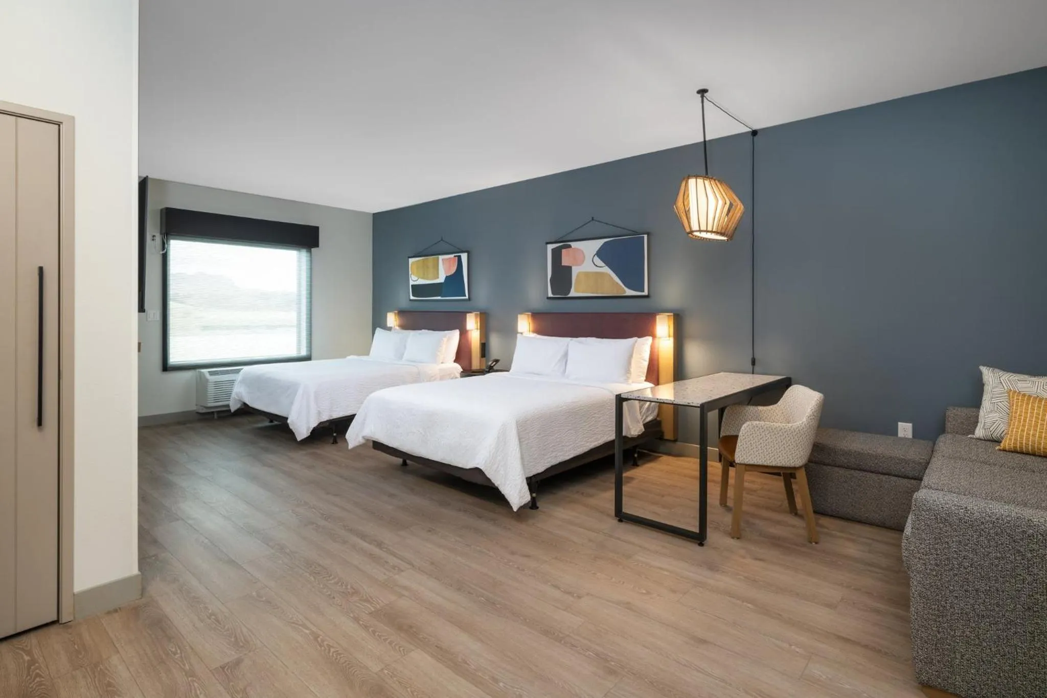 Photo of the whole room in Atwell Suites Henderson - at the Pass by IHG