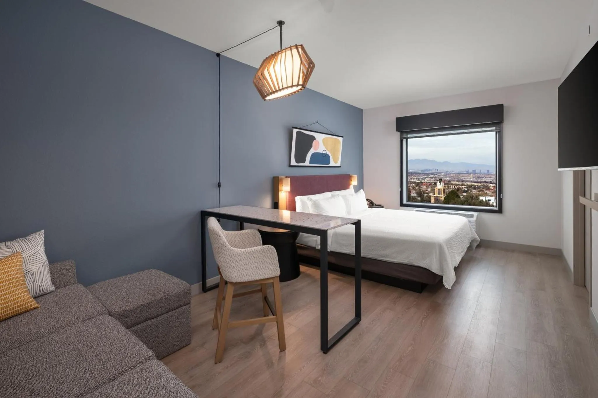 Photo of the whole room in Atwell Suites Henderson - at the Pass by IHG