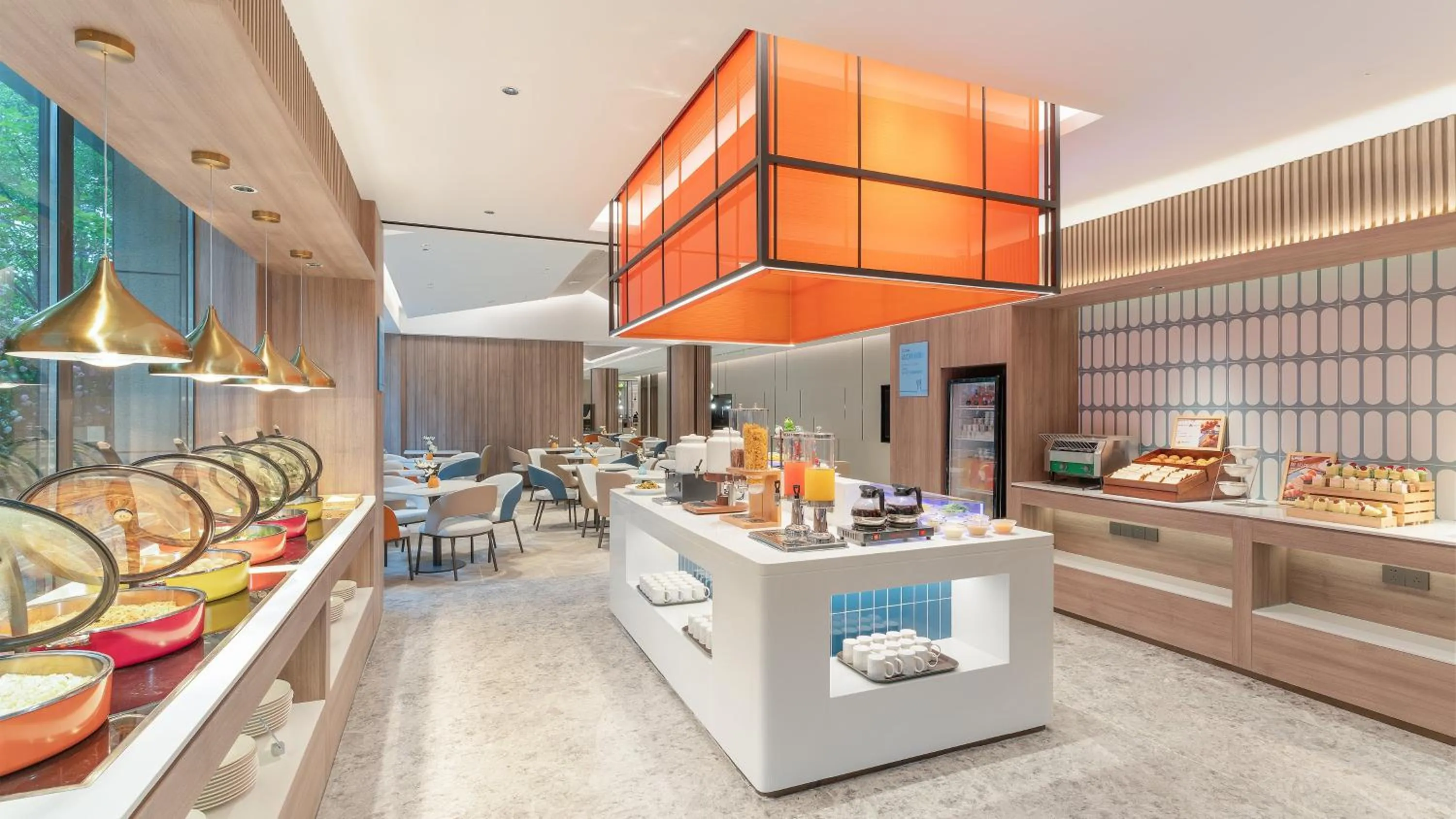 Restaurant/places to eat in Holiday Inn Express Xi'an North Station by IHG