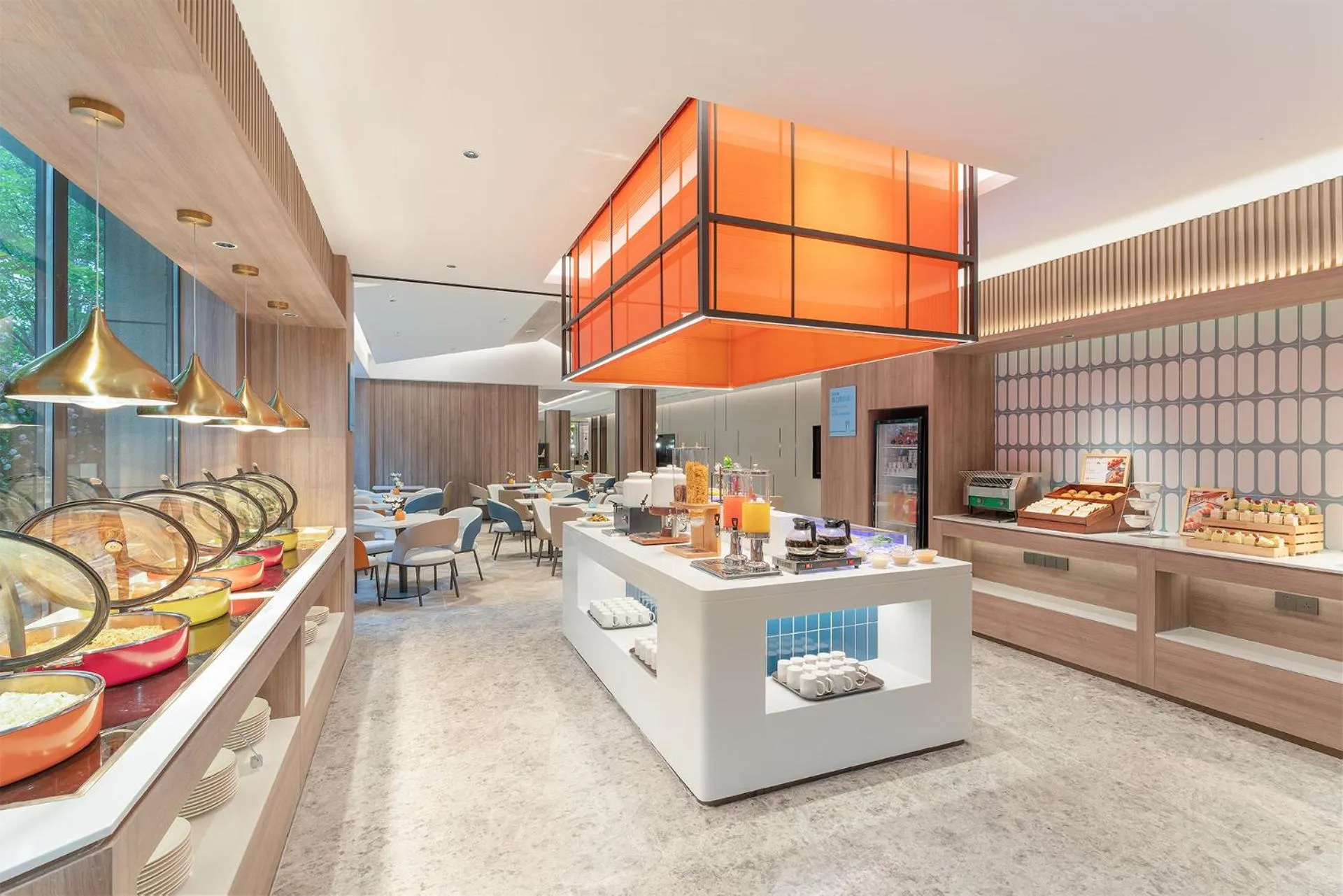 Restaurant/places to eat in Holiday Inn Express Xi'an North Station by IHG