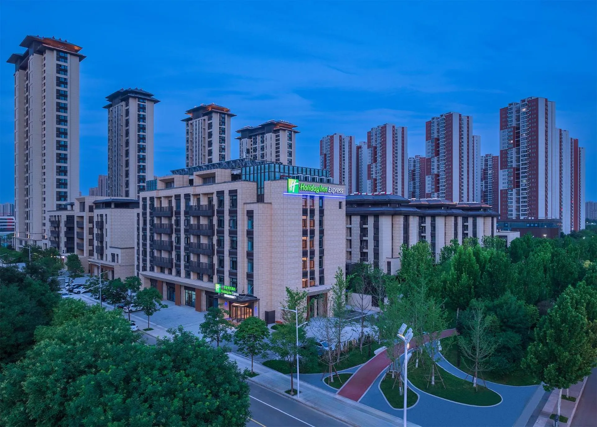 Property building in Holiday Inn Express Xi'an North Station by IHG