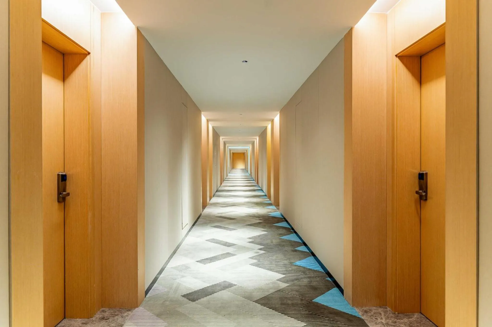 Lobby or reception in Holiday Inn Express Wuxi East Station by IHG