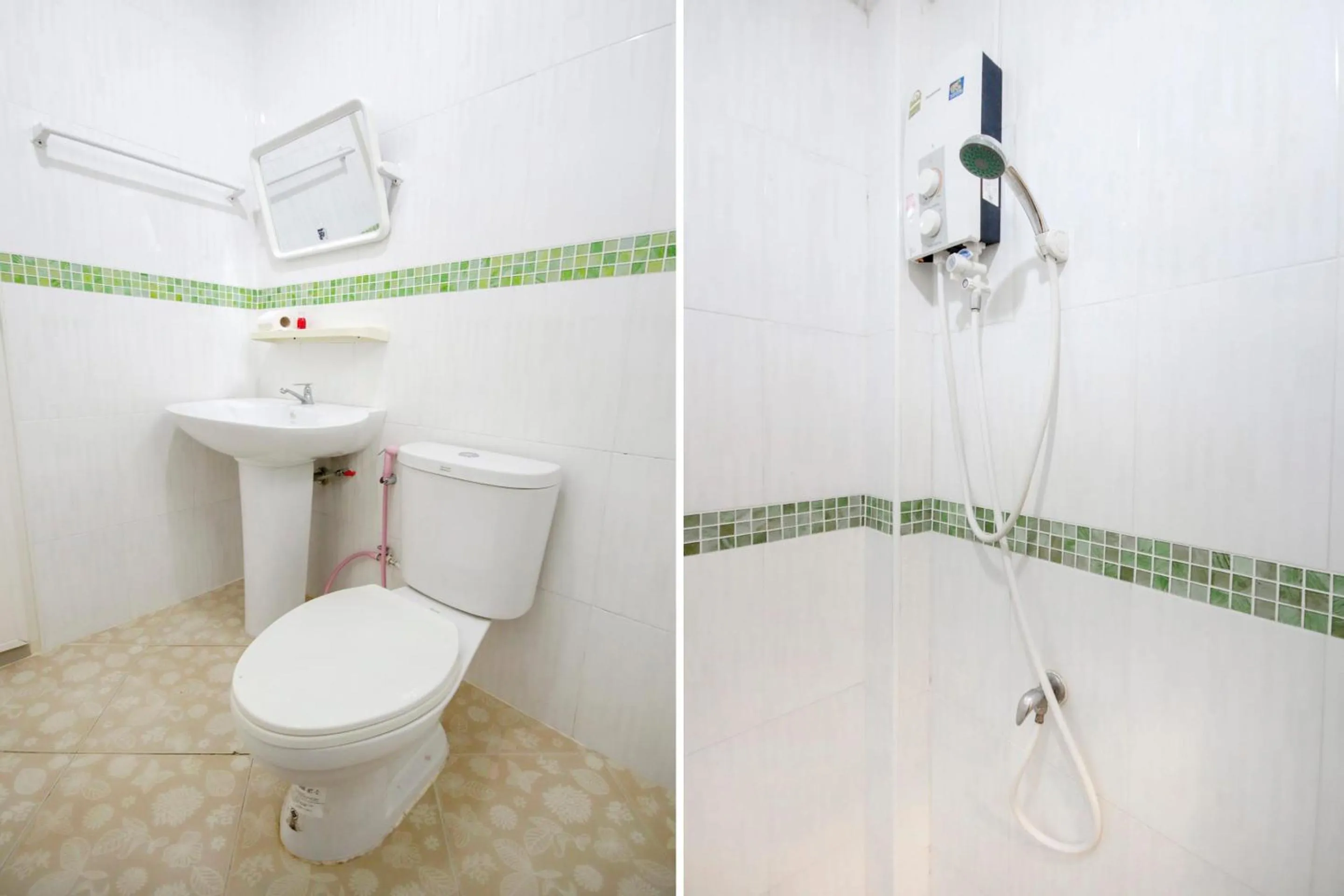 Bathroom in OYO 1120 The Royhanna Beach Home