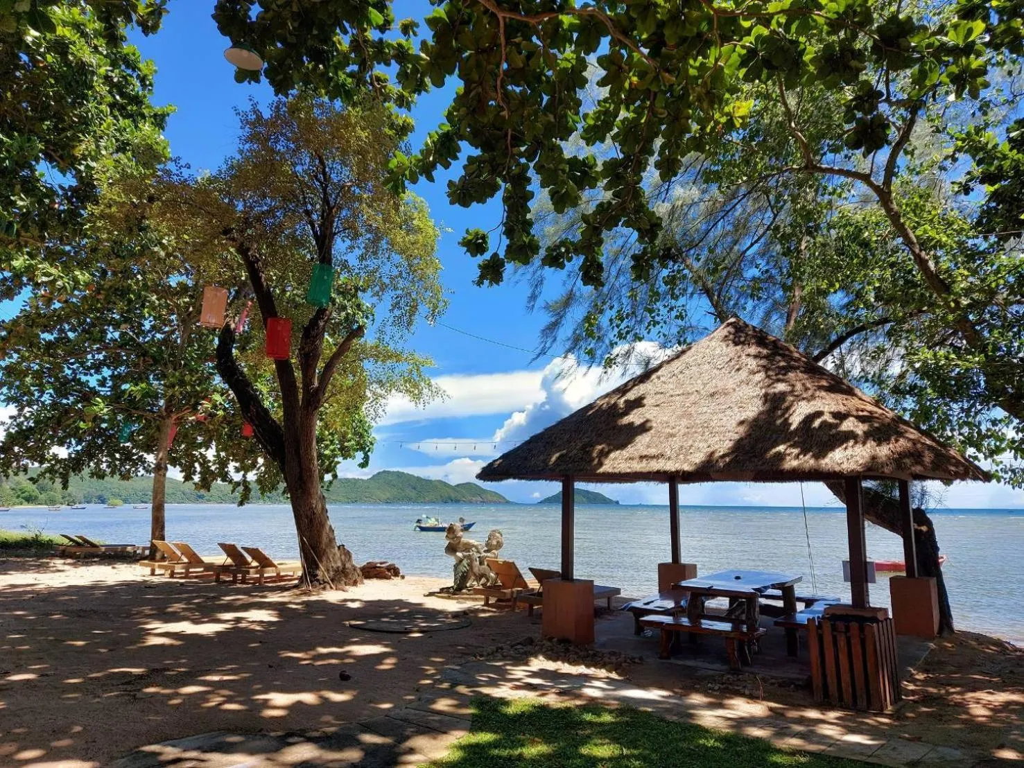 Beach in Villa Cha Cha Chaolao Beach Resort