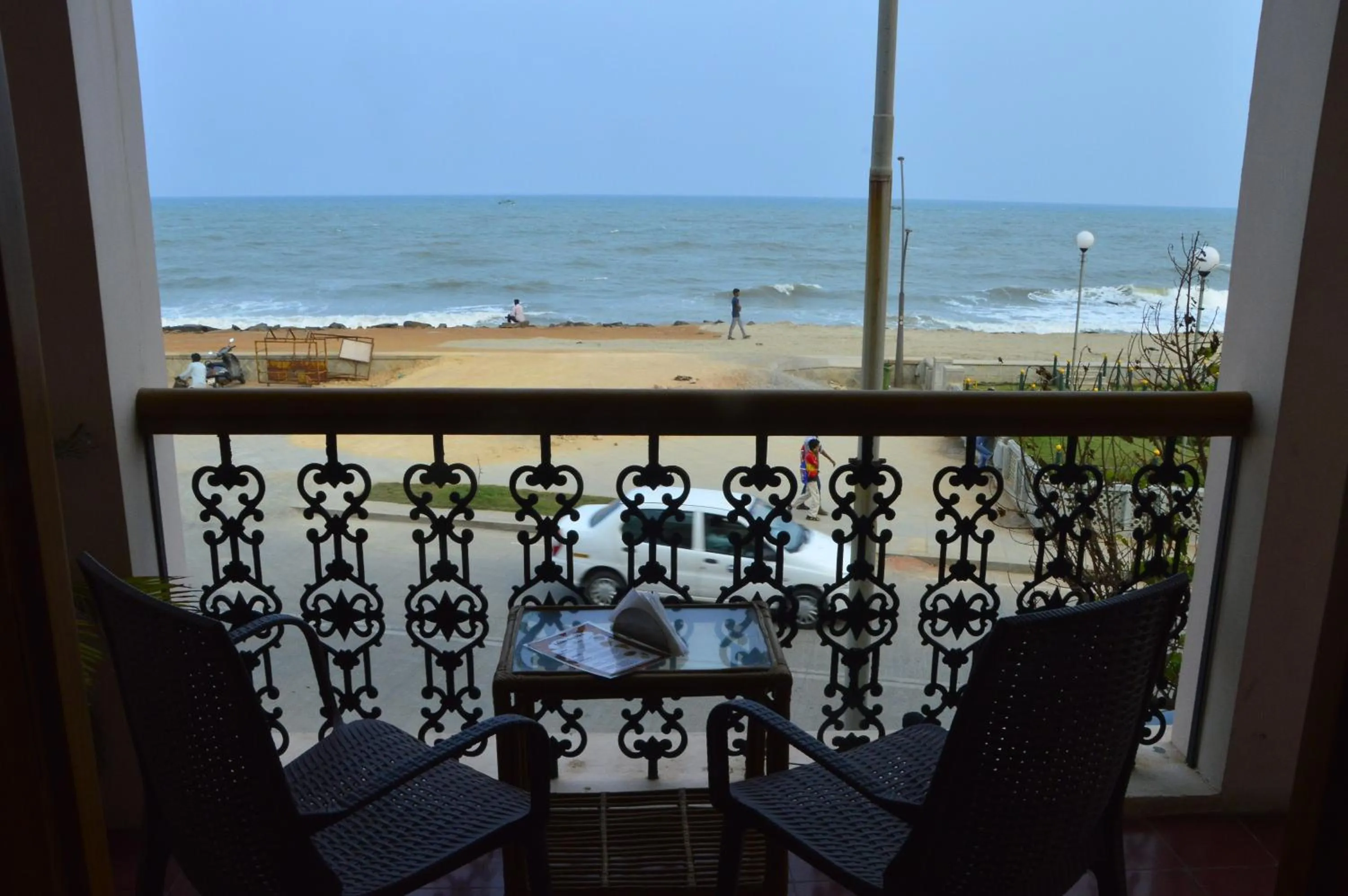 Balcony/Terrace in Cours CHABROL