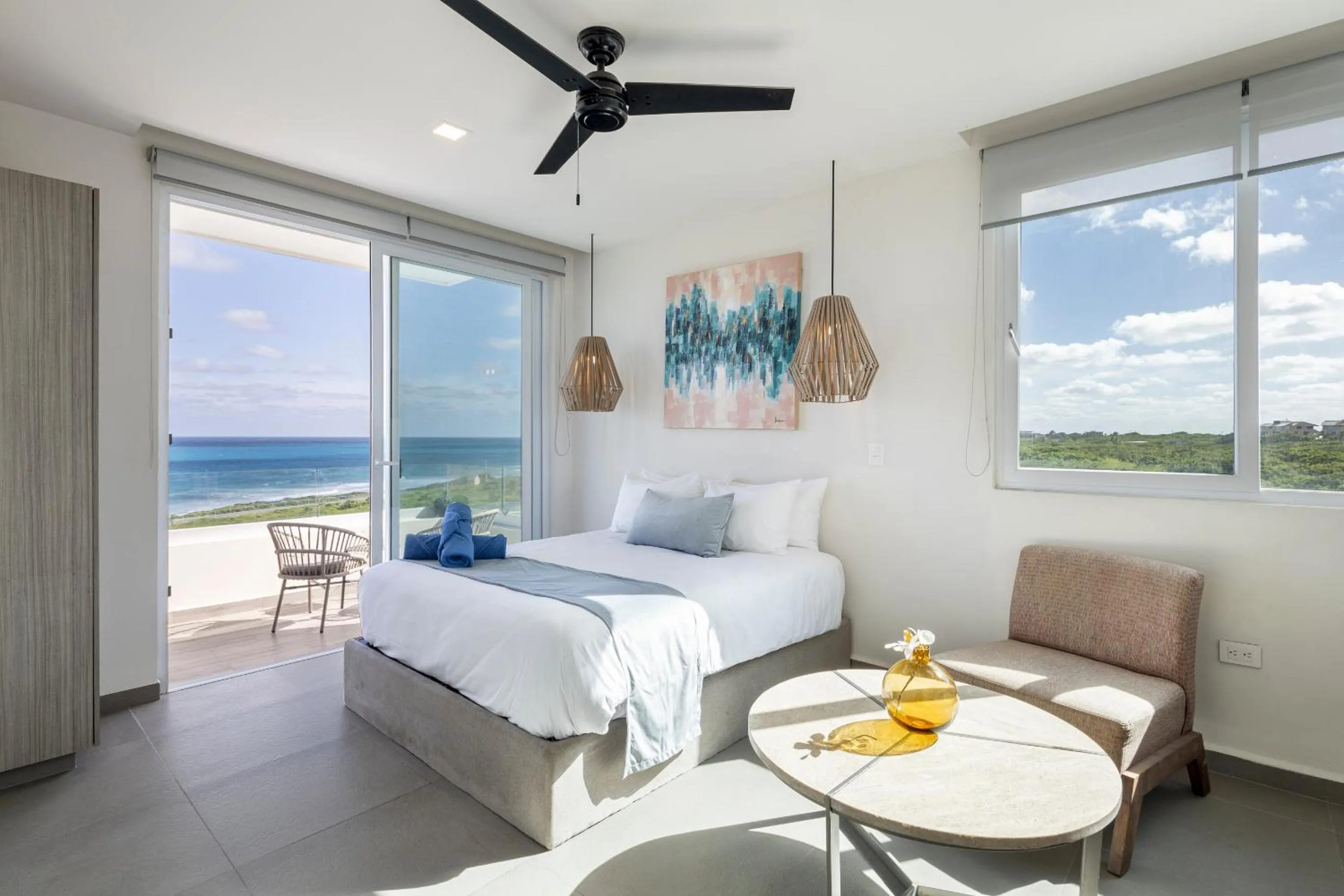 Bed in Azulea Isla Mujeres Hotel