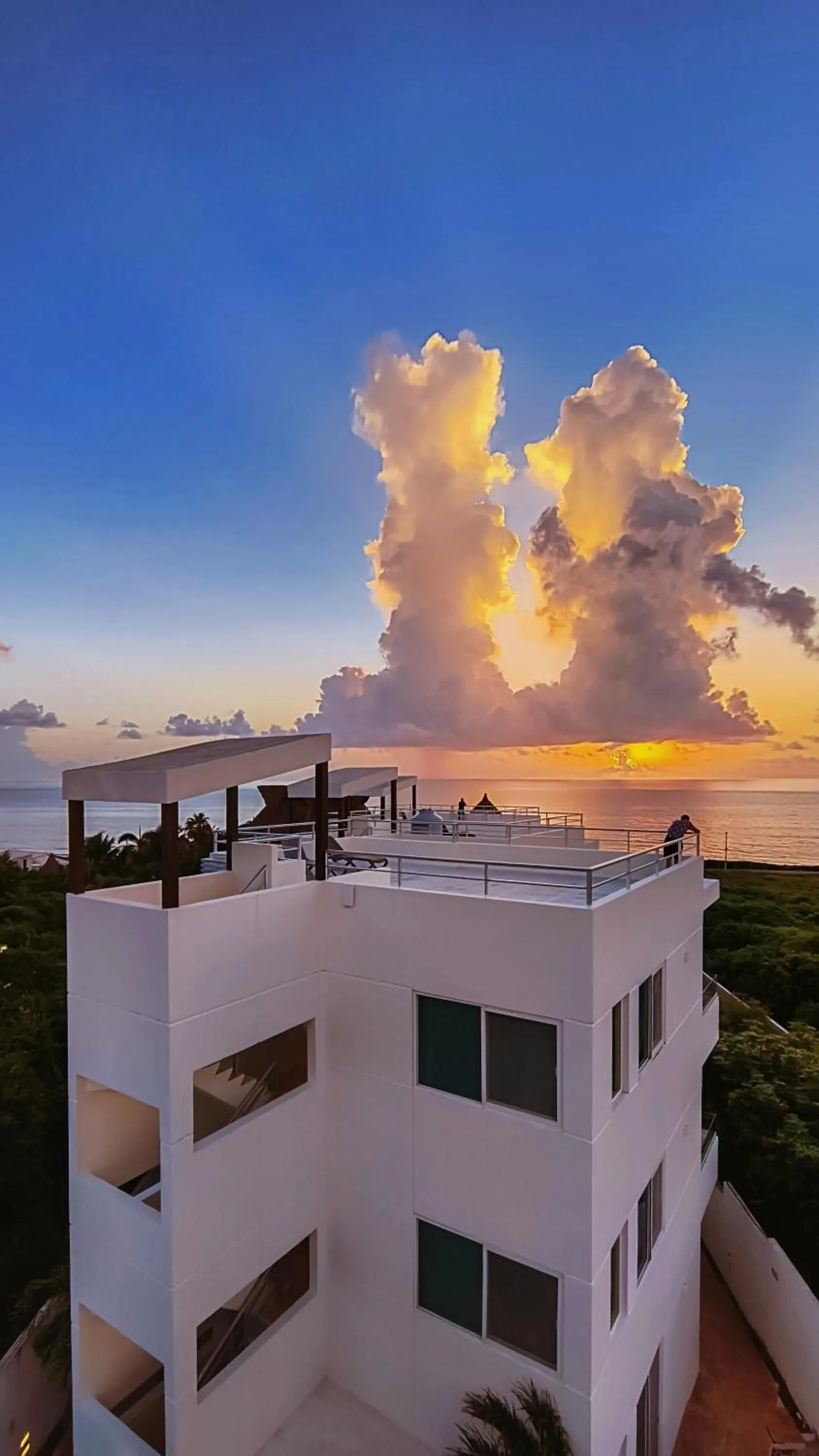 Property building in Azulea Isla Mujeres Hotel