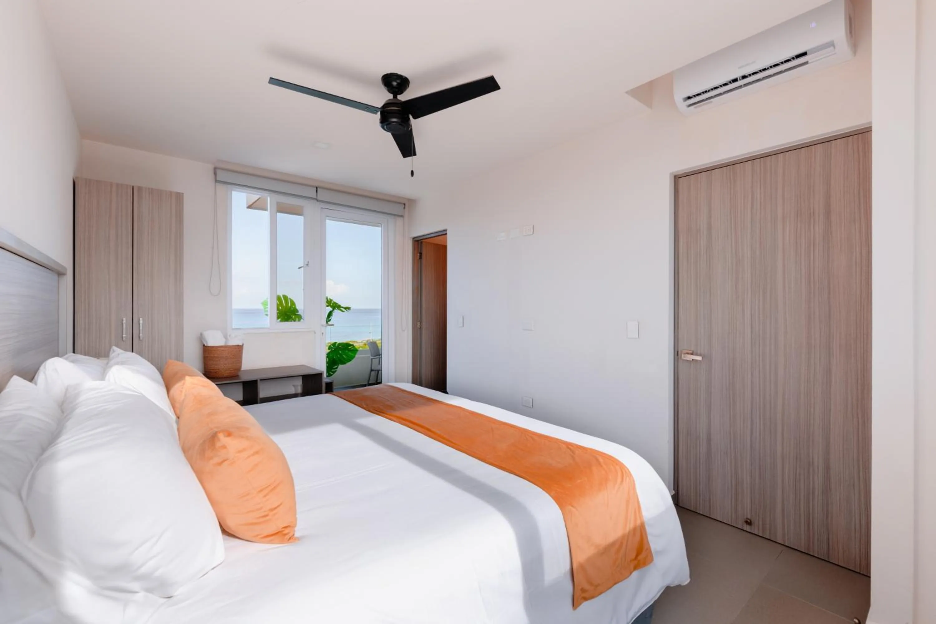 Bed in Azulea Isla Mujeres Hotel