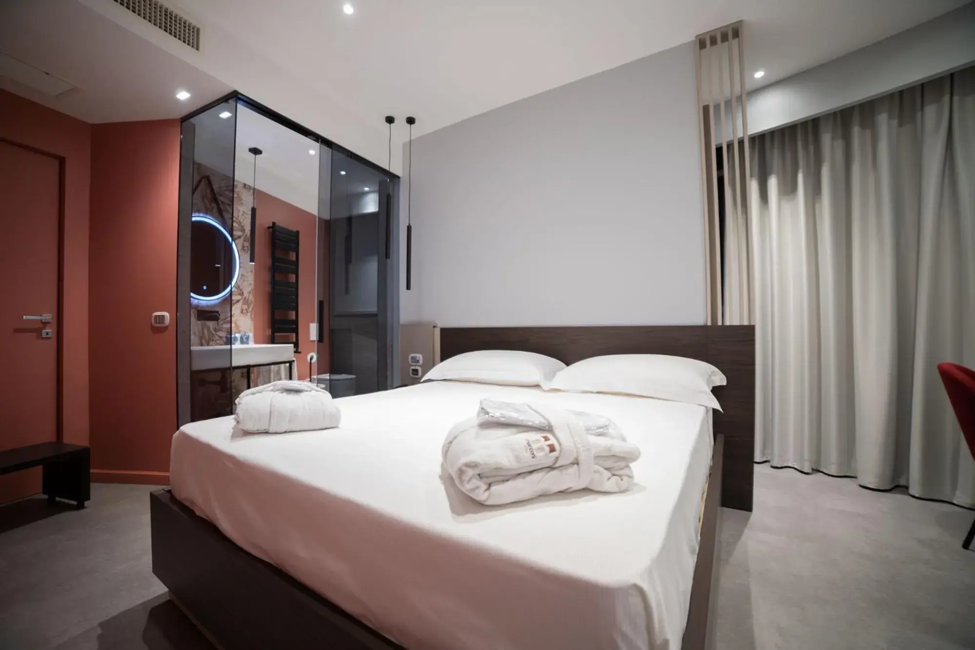 Deluxe Room in Marconi Hotel Deluxe Room in Marconi Hotel