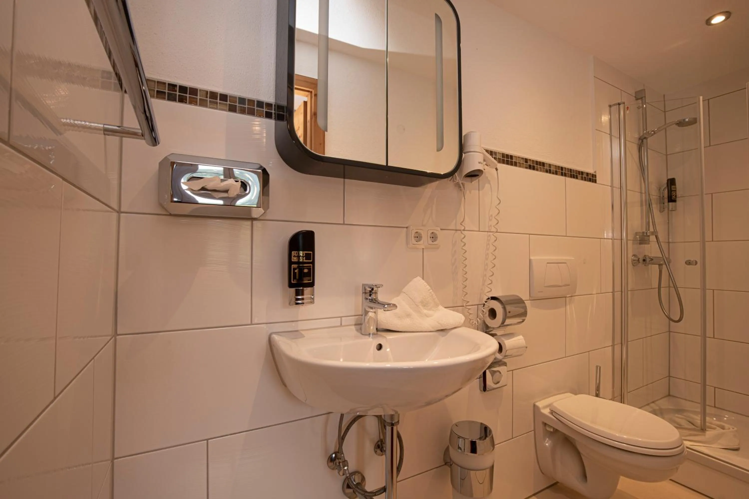 Bathroom in Hotel-Gasthof Der Wiesengrund