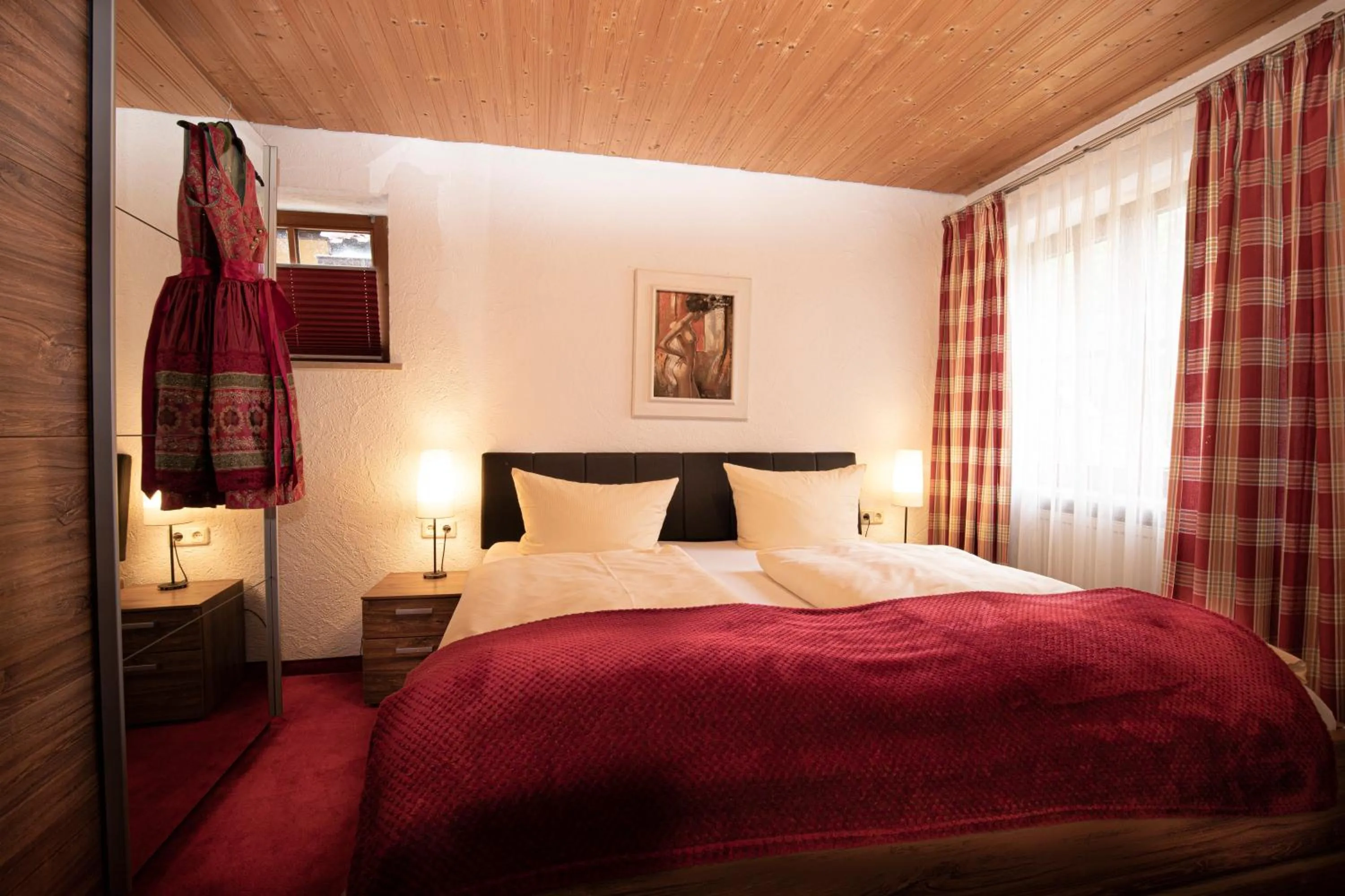 Bedroom, Bed in Hotel-Gasthof Der Wiesengrund