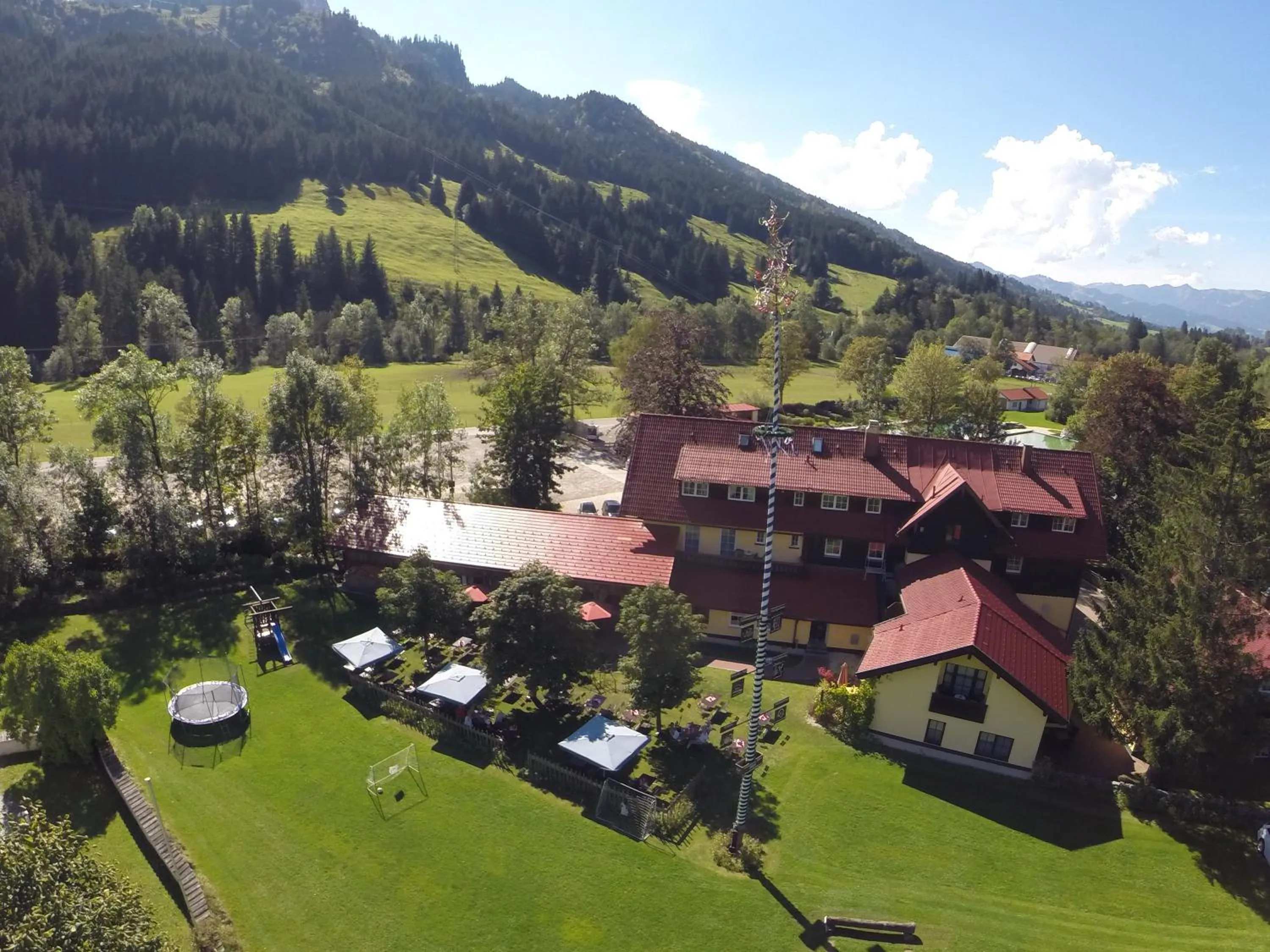 Facade/entrance in Hotel-Gasthof Der Wiesengrund