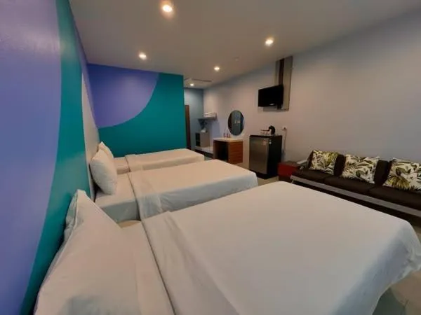 Bed in Siri Hotel Phuket