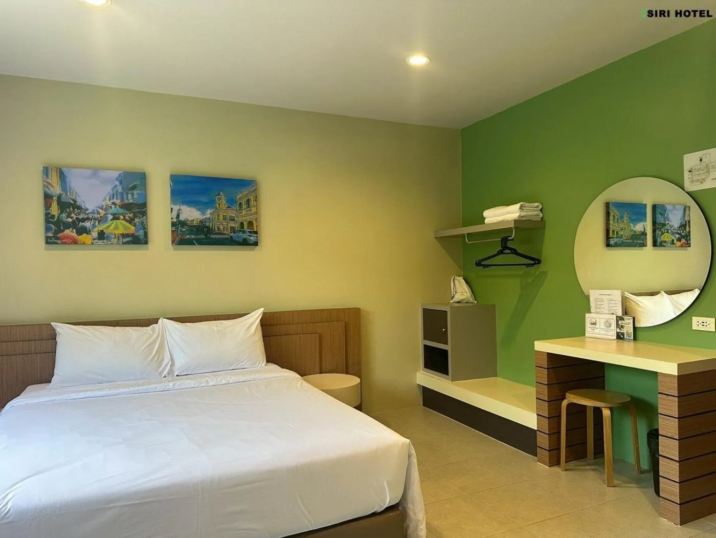 Bed in Siri Hotel Phuket