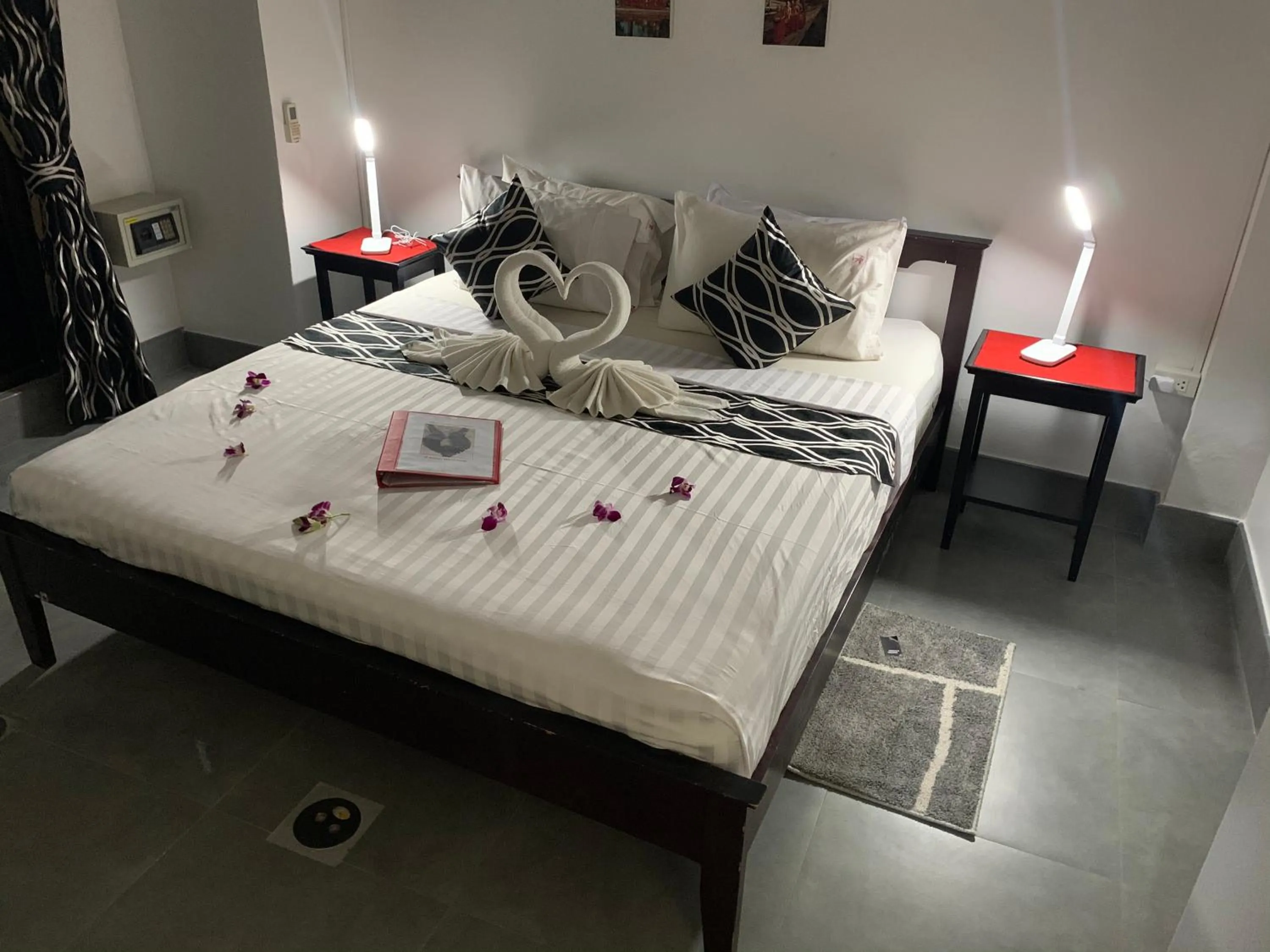 Bedroom, Bed in Fong Kaew and Baan Nang Fa Guesthouse