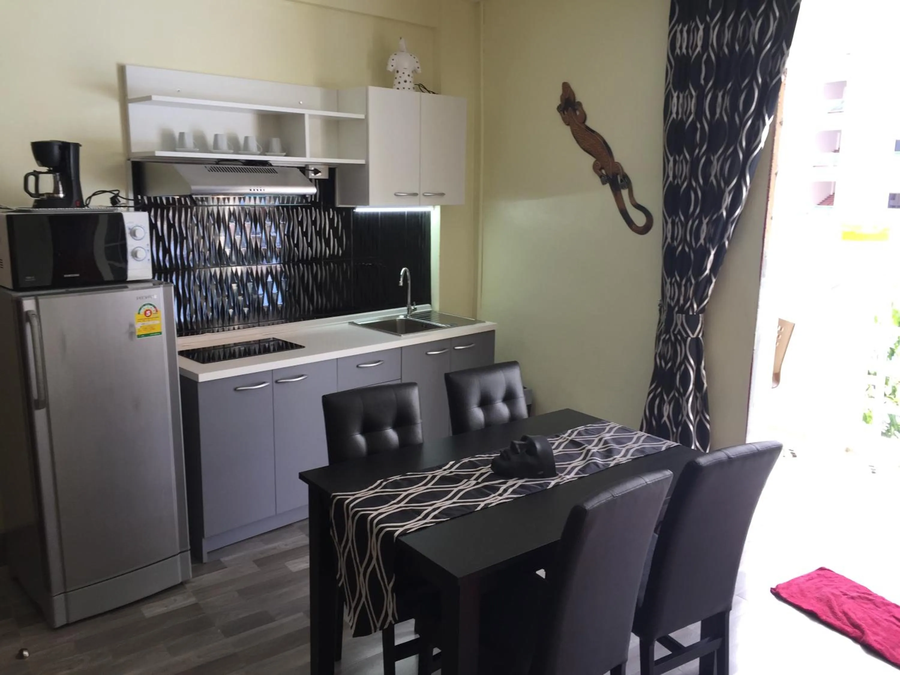 Dining area in Fong Kaew and Baan Nang Fa Guesthouse