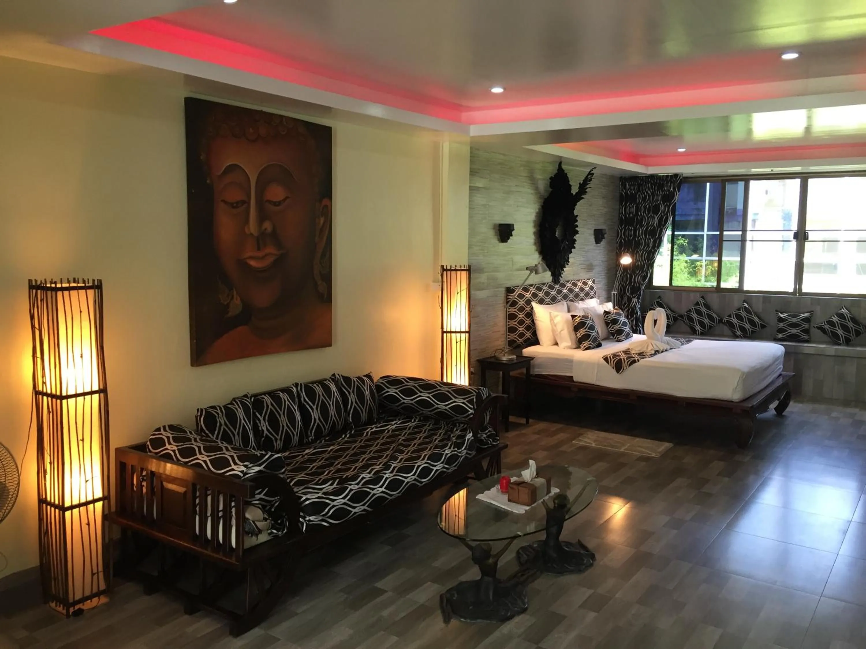 Photo of the whole room, Bed in Fong Kaew and Baan Nang Fa Guesthouse