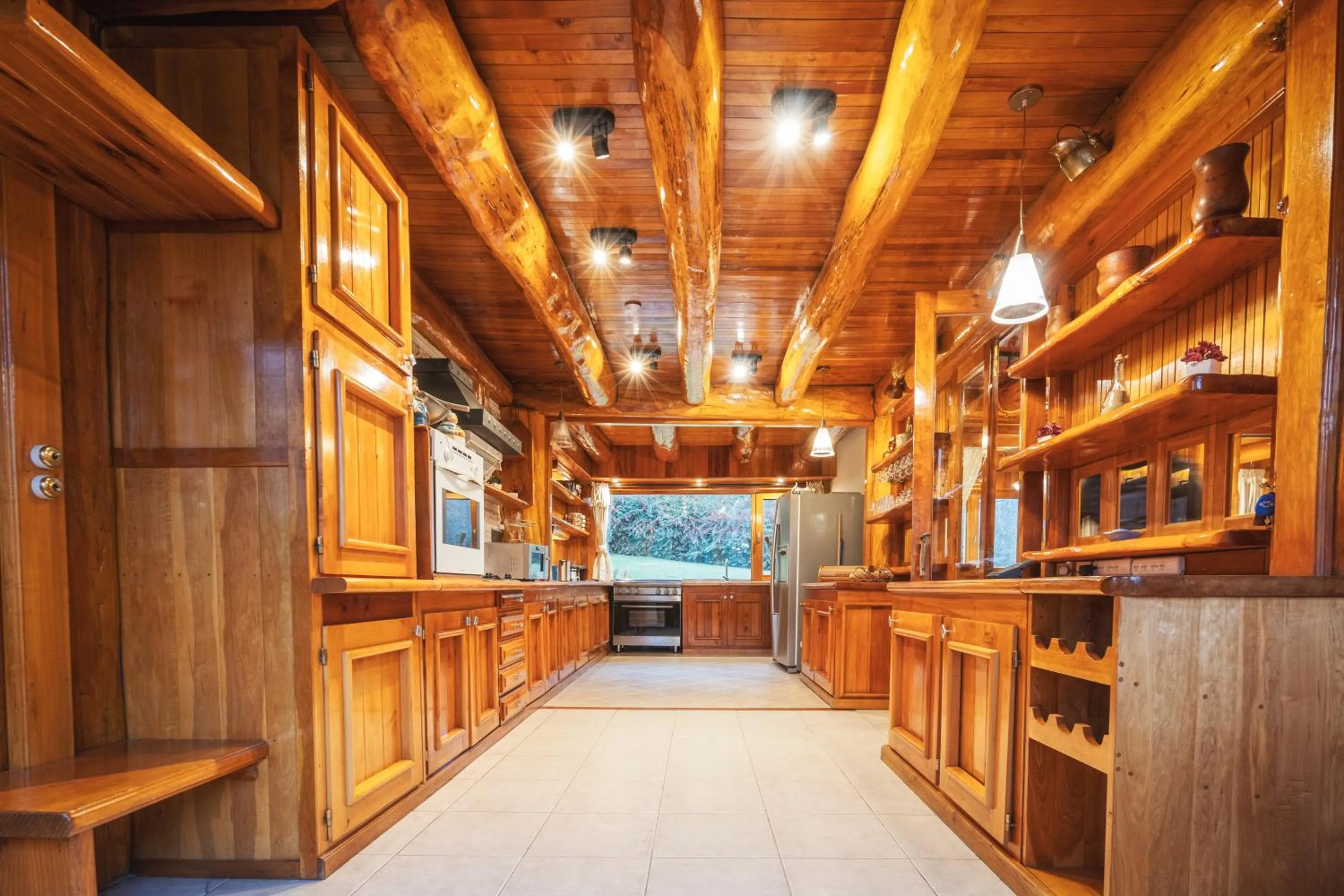 Rotui Luxury Village