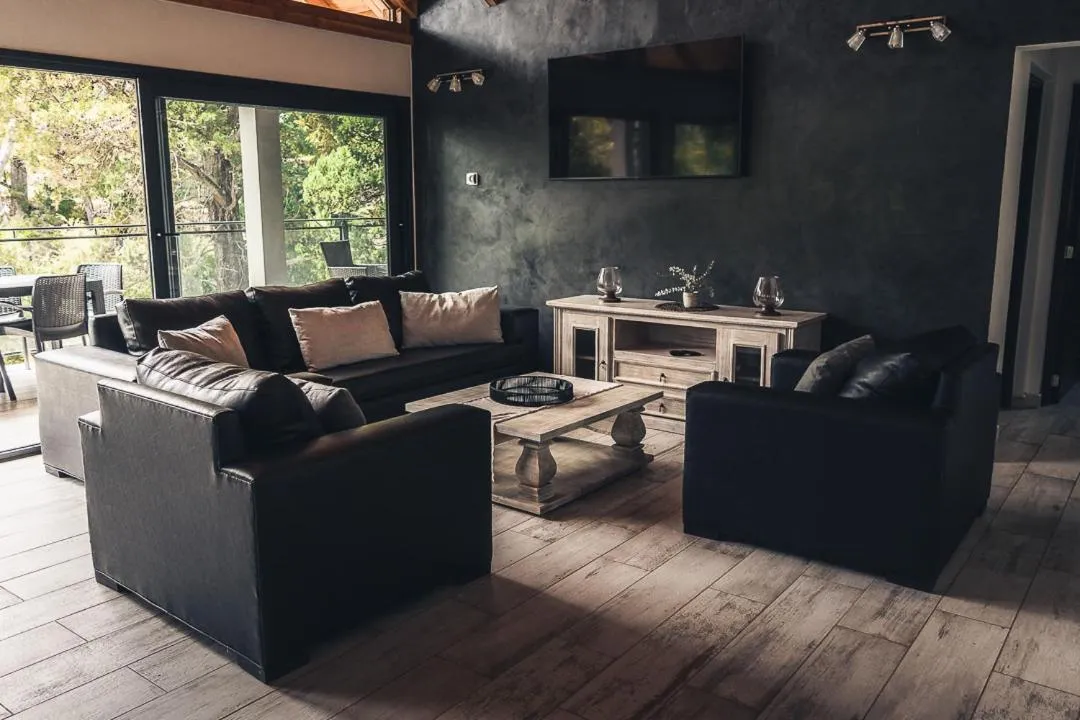 TV and multimedia in Rotui Luxury Village