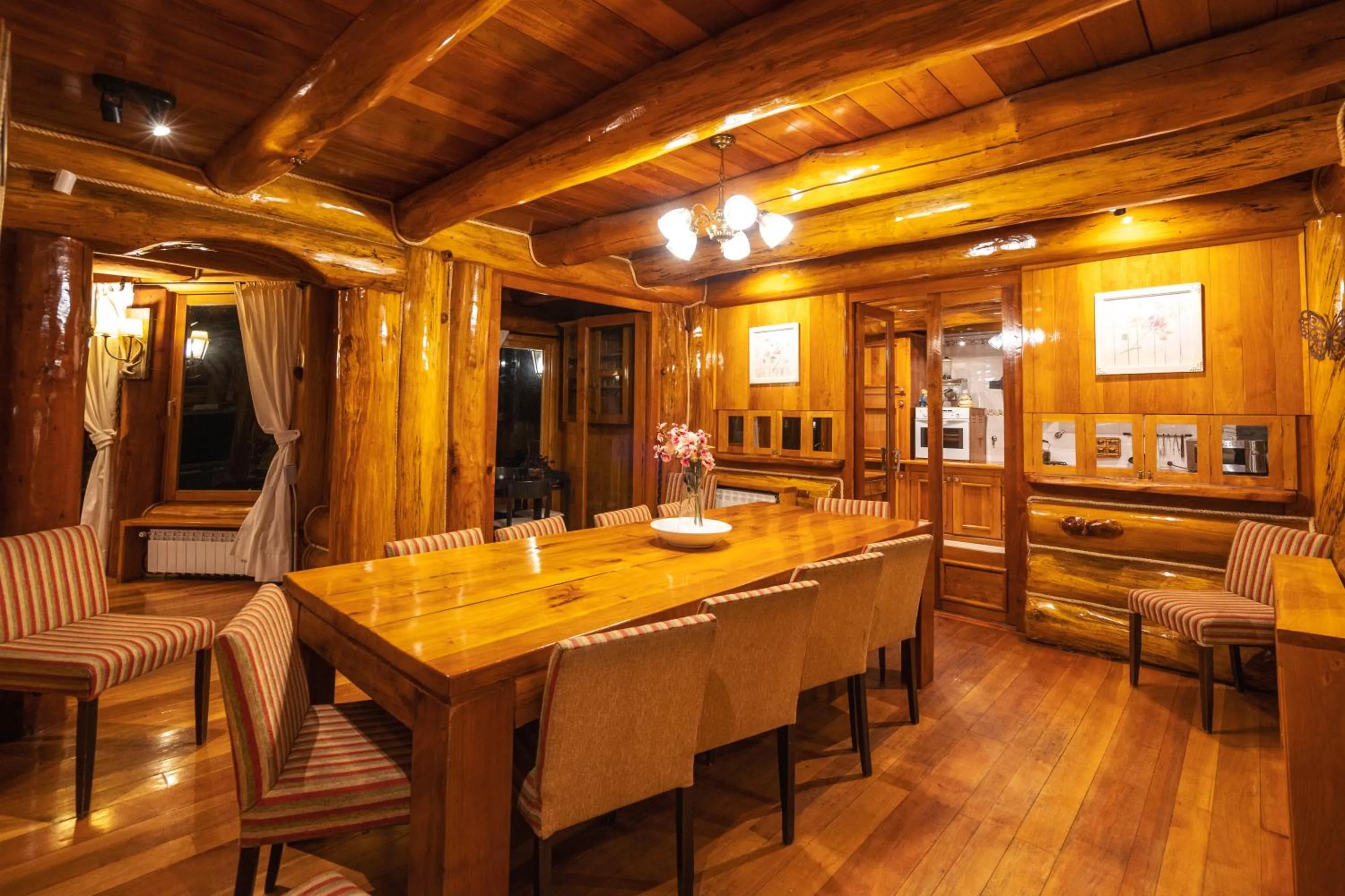 Rotui Luxury Village