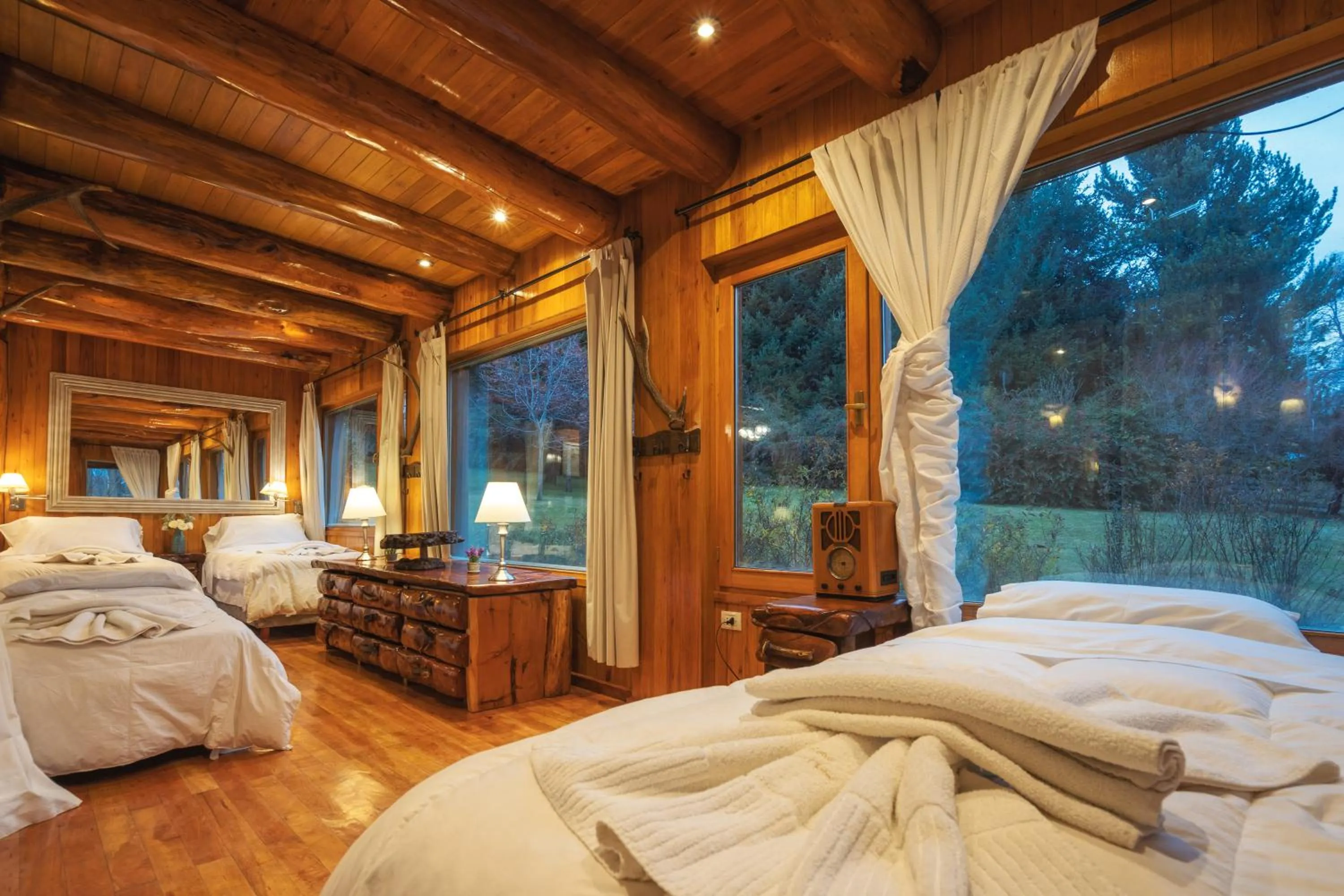 Bed in Rotui Luxury Village
