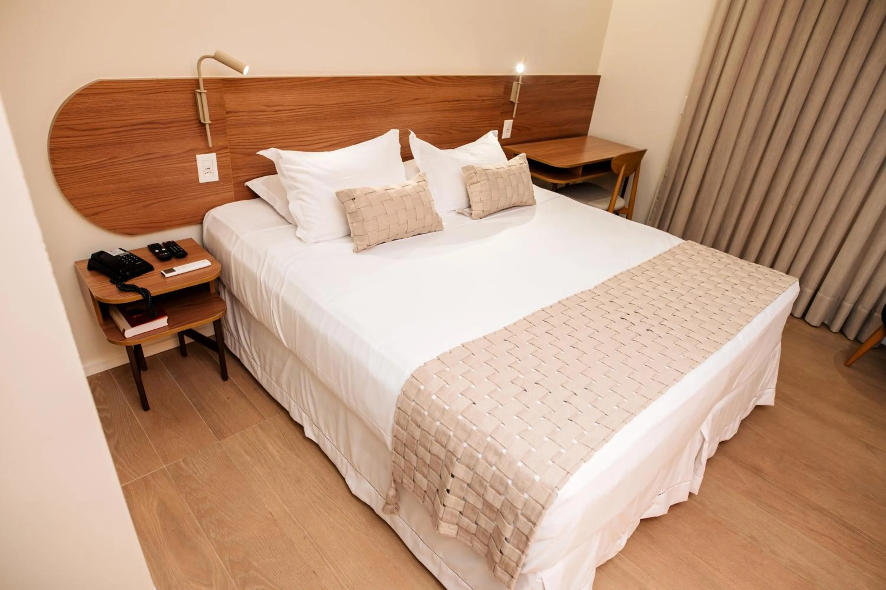 Bed in Hotel Sonata de Iracema