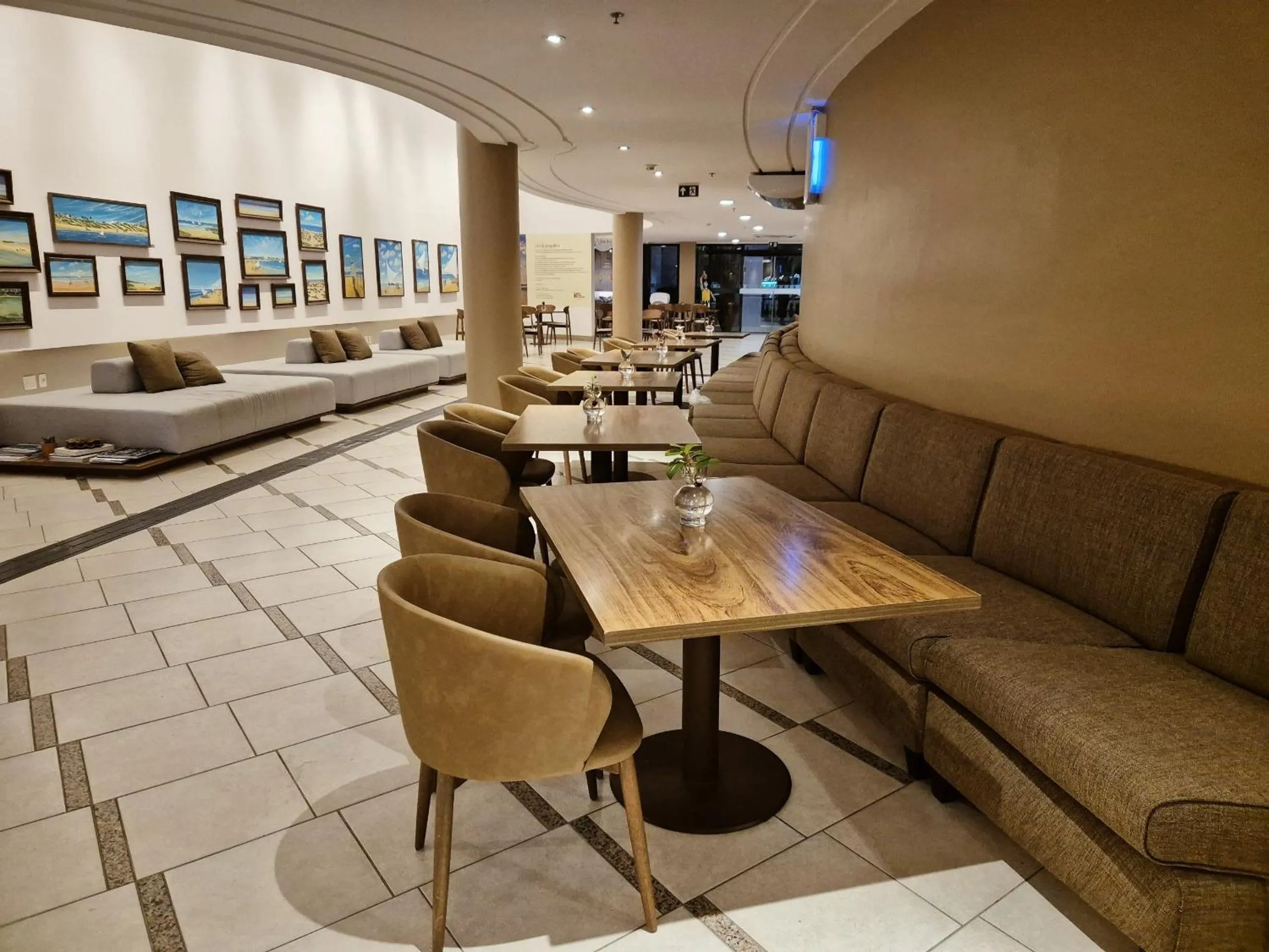 Seating area in Hotel Sonata de Iracema