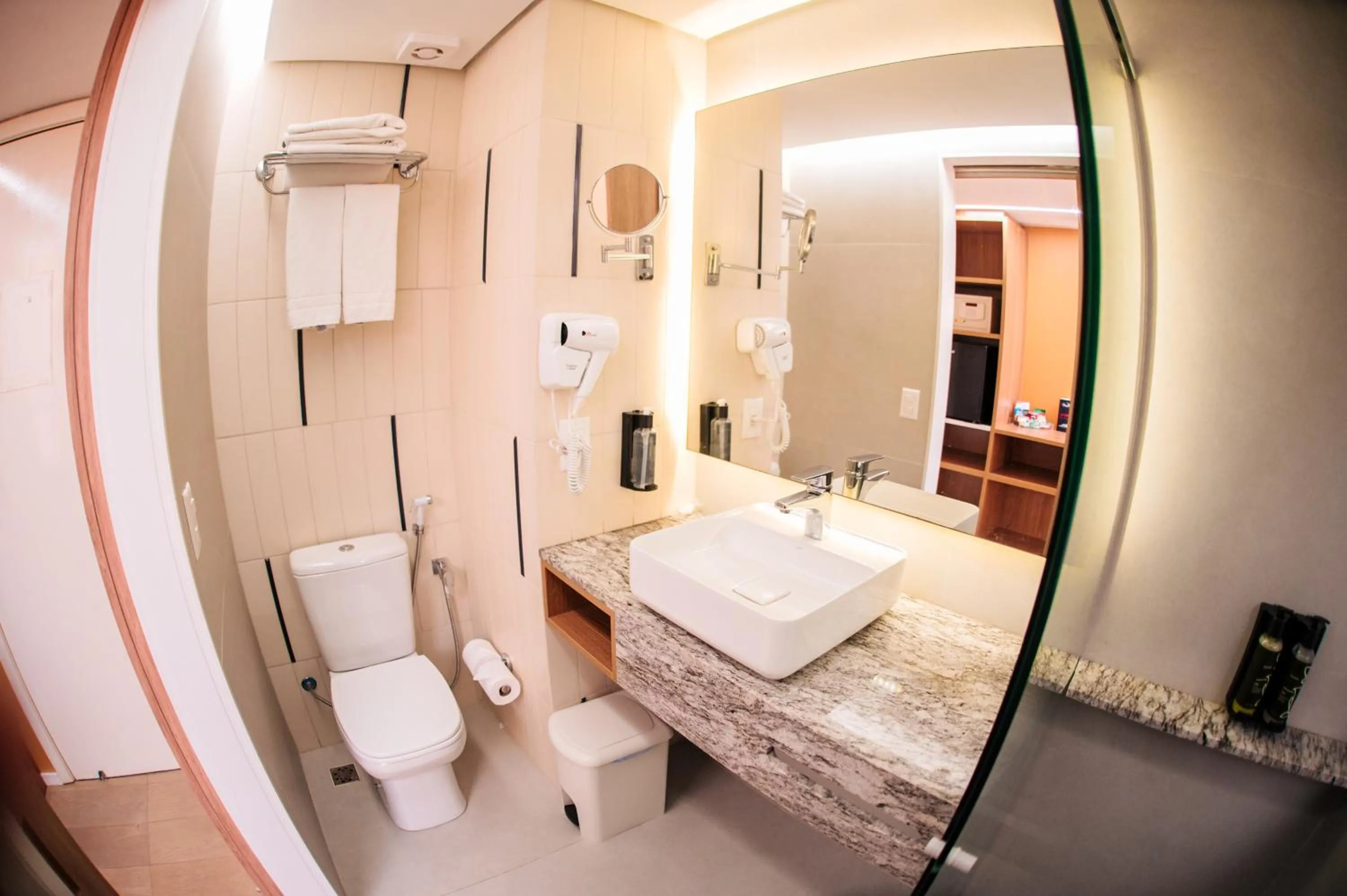 Property building in Hotel Sonata de Iracema