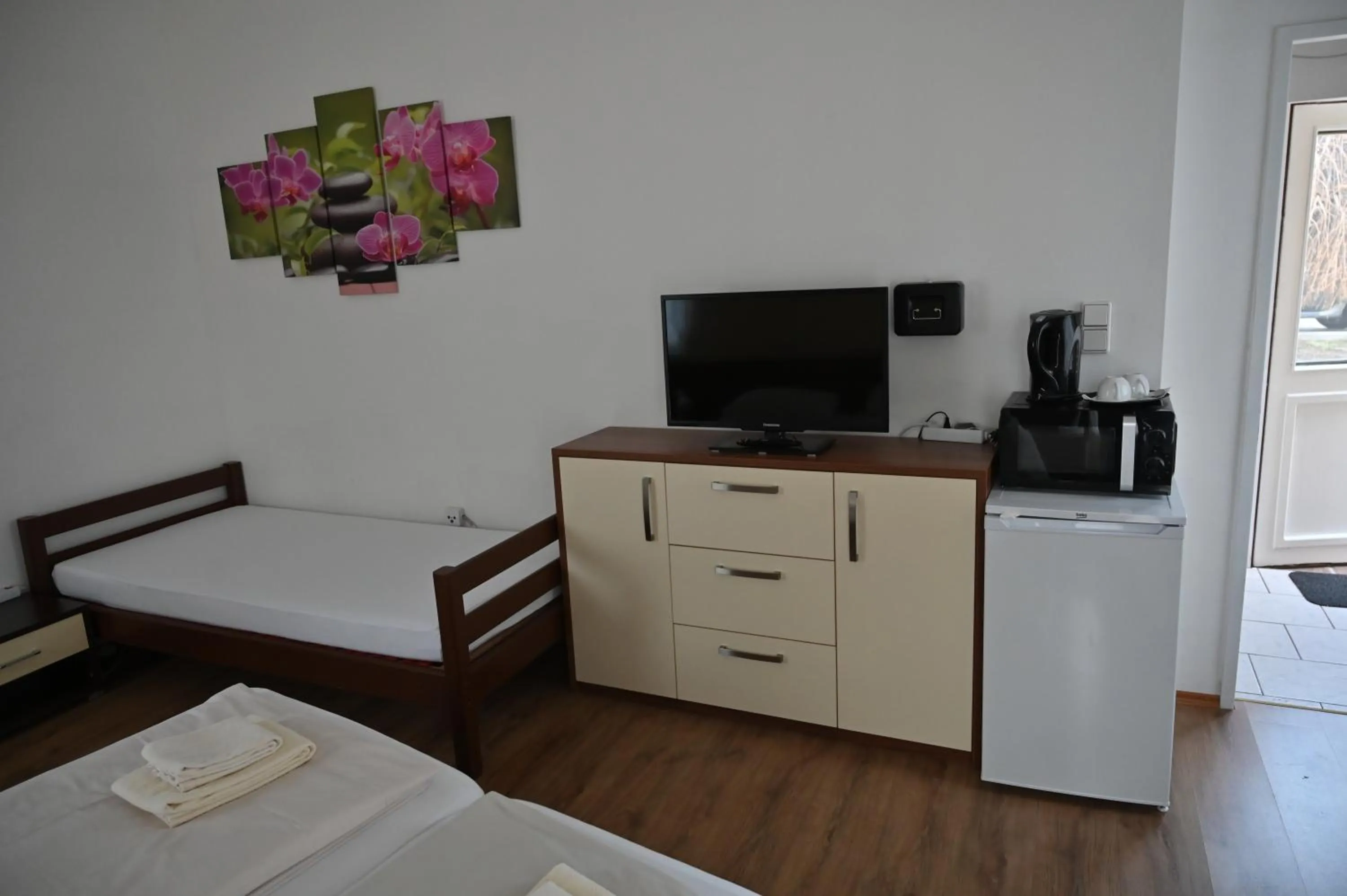 Bed in Pension Haus Nova