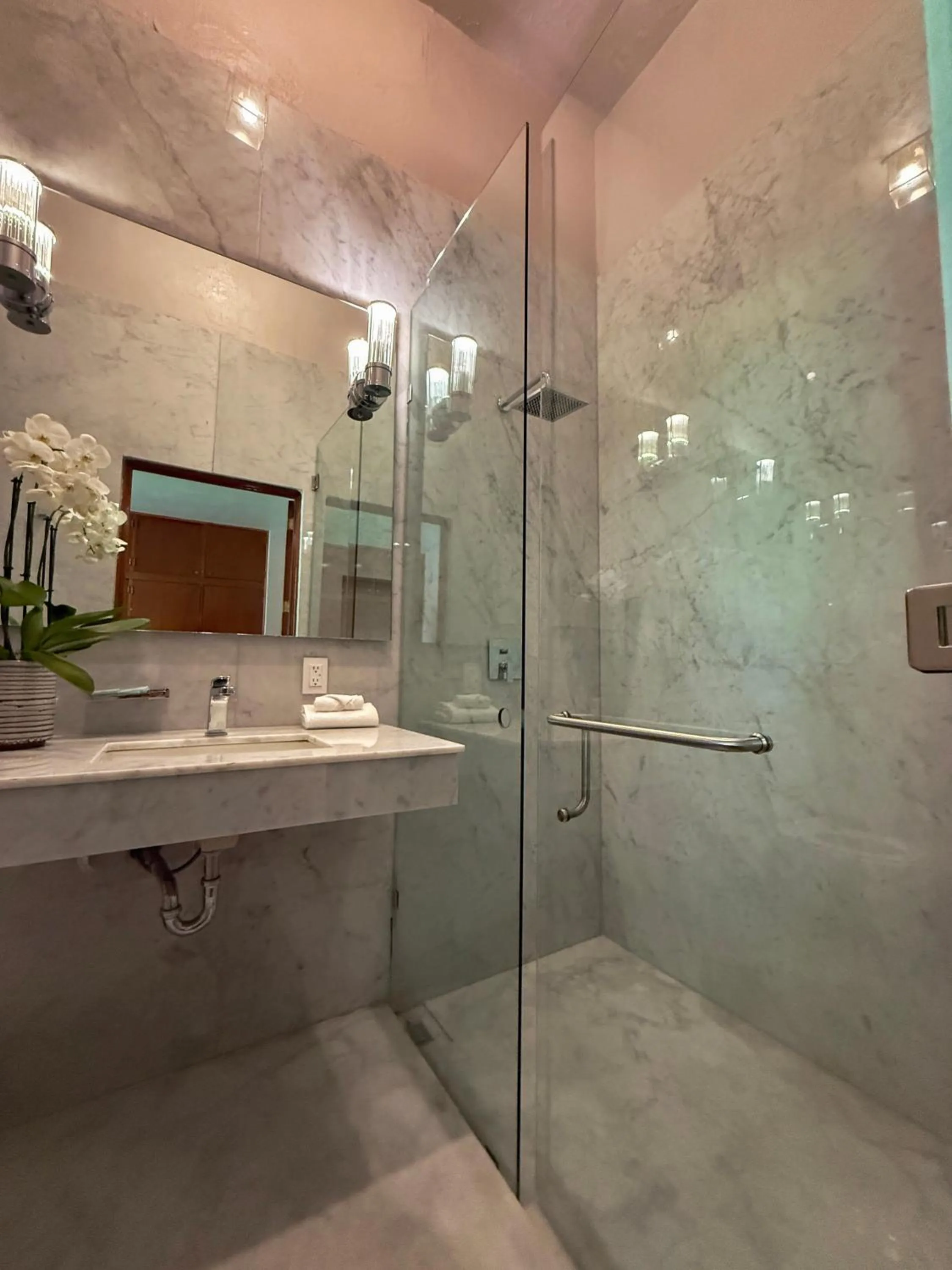 Toilet in Parque Juan Diego