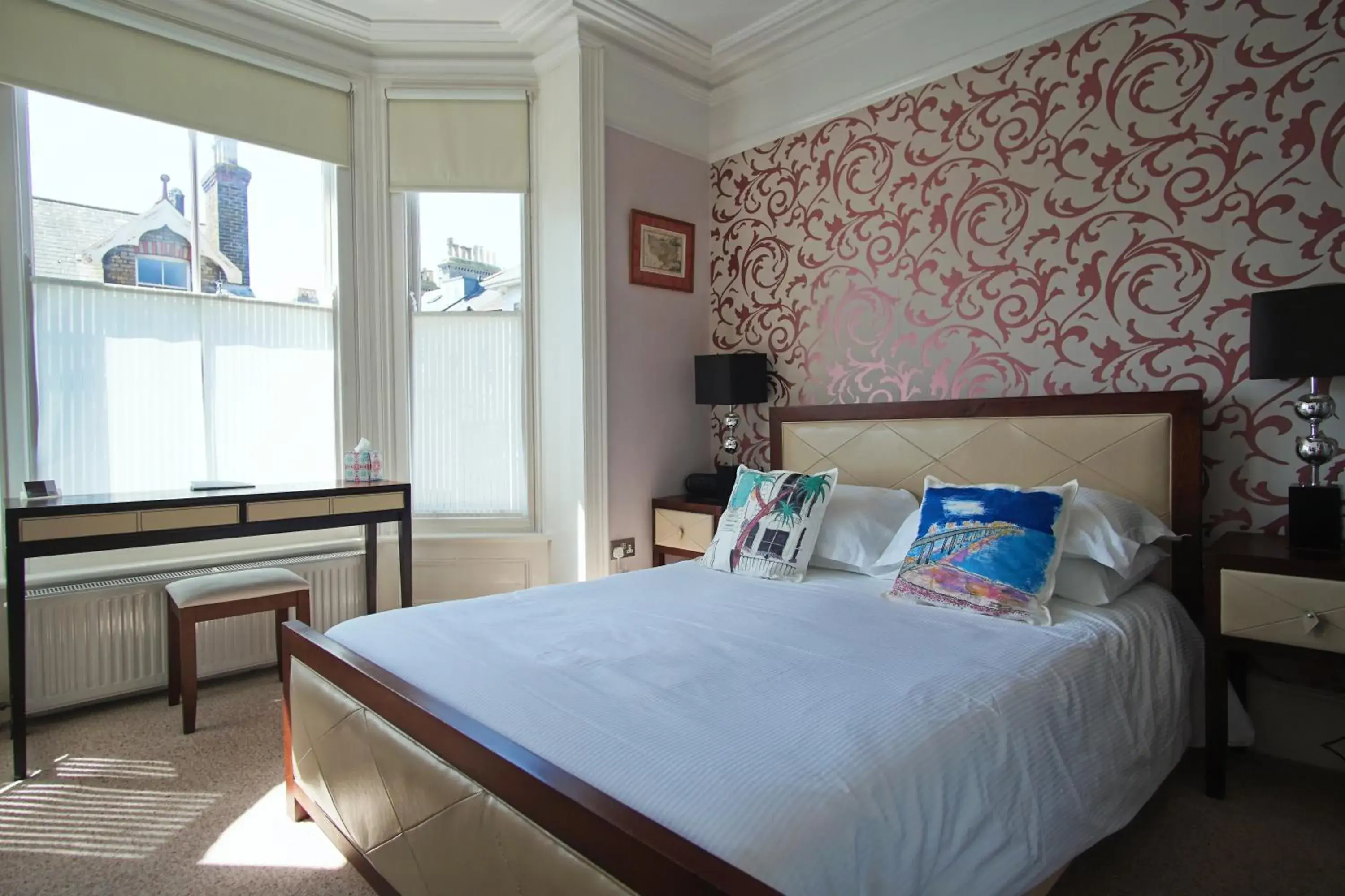 Deluxe Double Room with Shower in Number One B&B Deluxe Double Room with Shower in Number One B&B