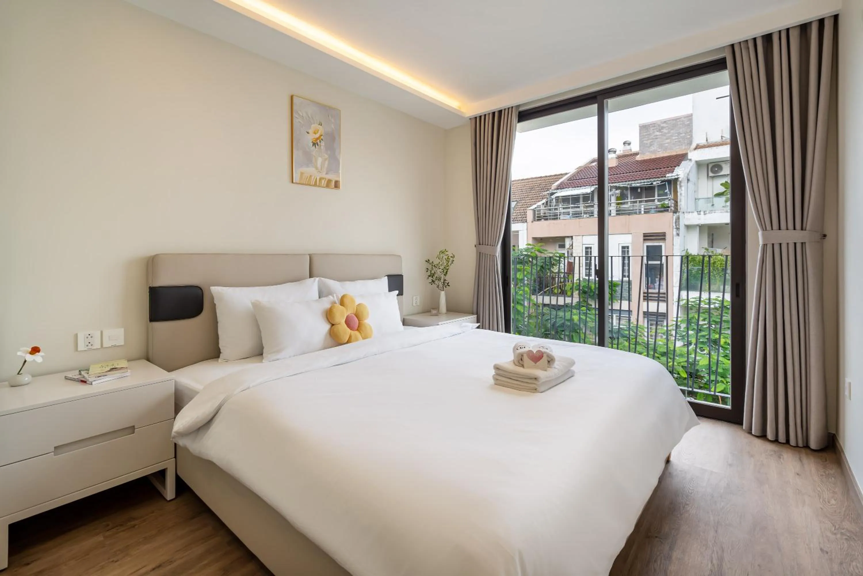 Bedroom, Bed in The Royal Vista - Phu My Hung