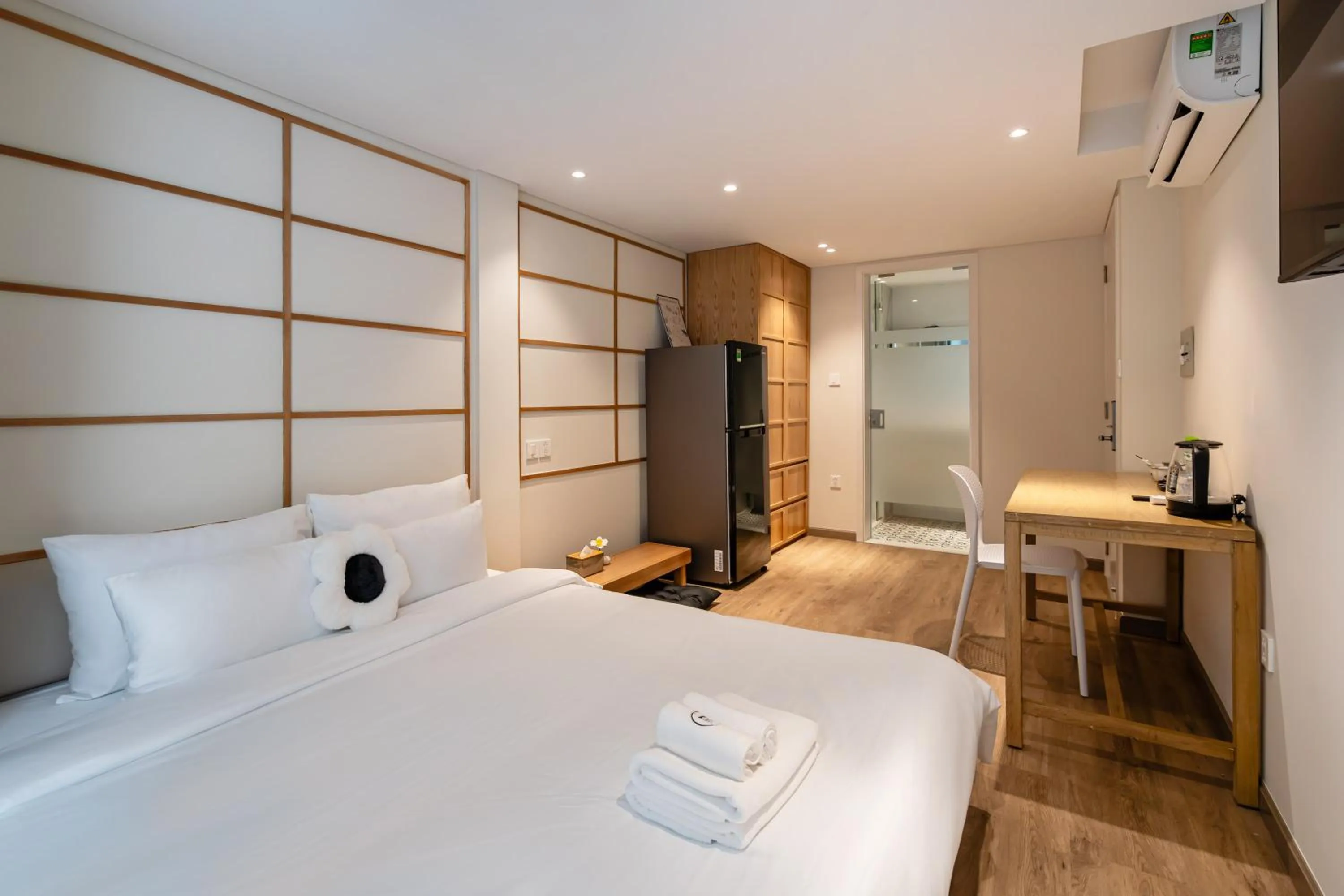 Bed in The Royal Vista - Phu My Hung